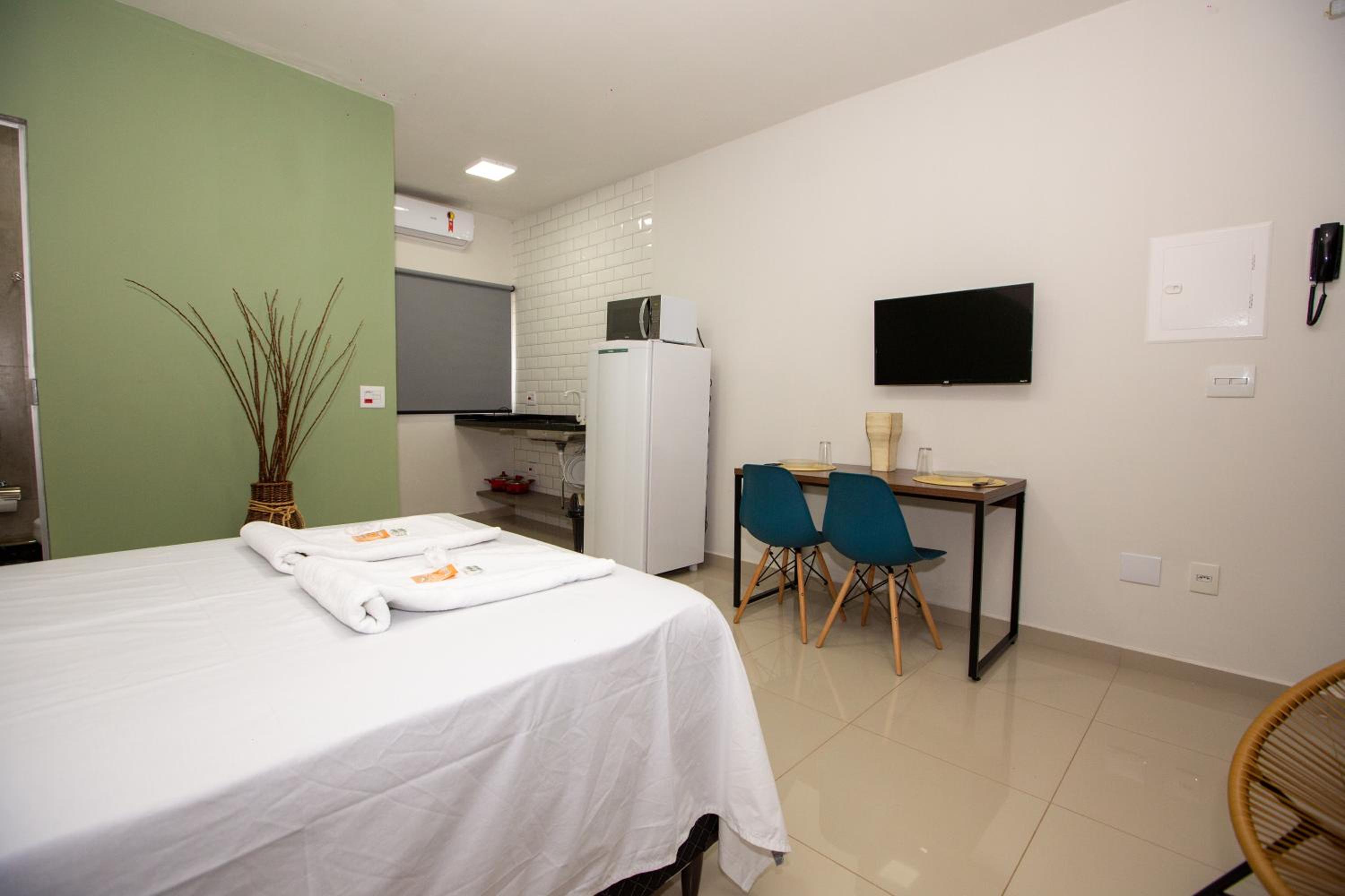 Apartment photo 2
