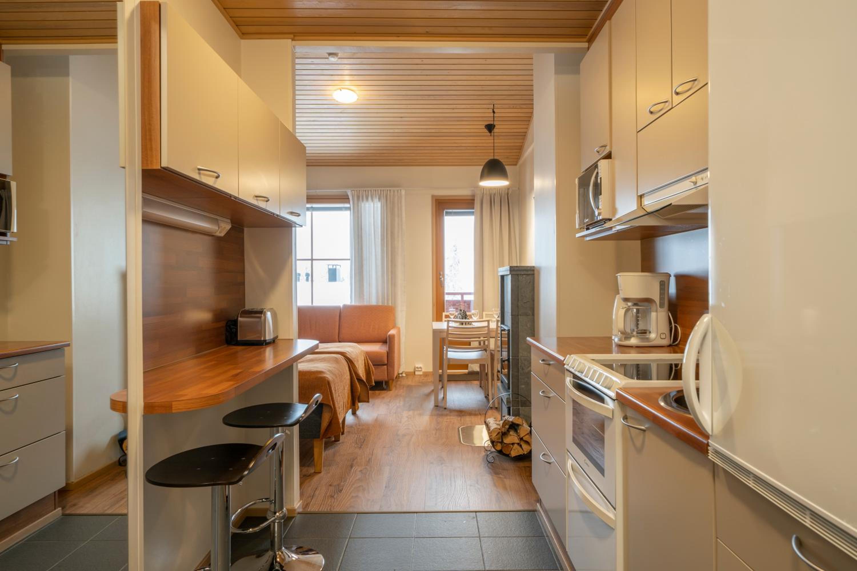 Studio Apartment - Photo 7