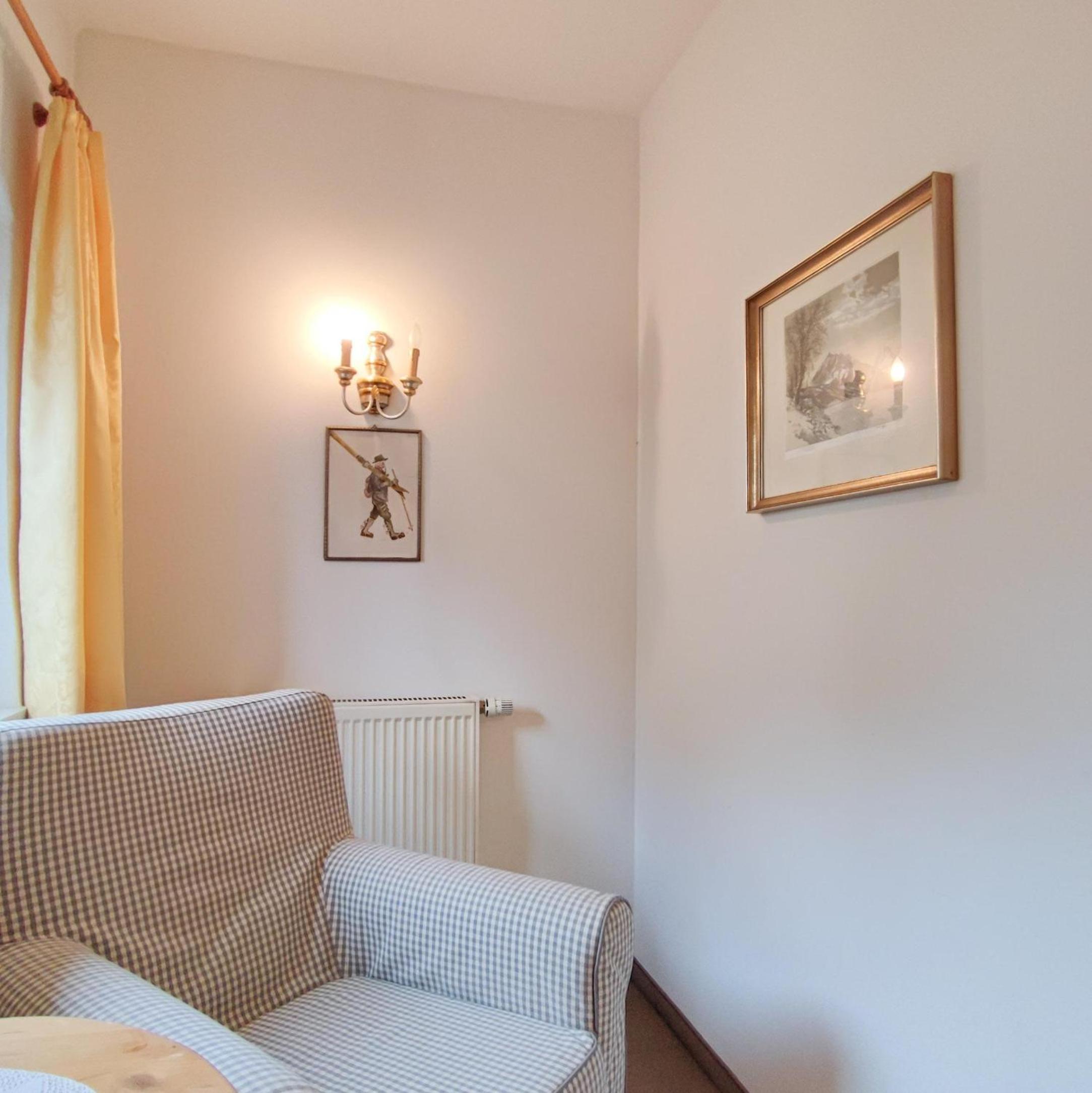 Superior Double Room with Shower photo 2