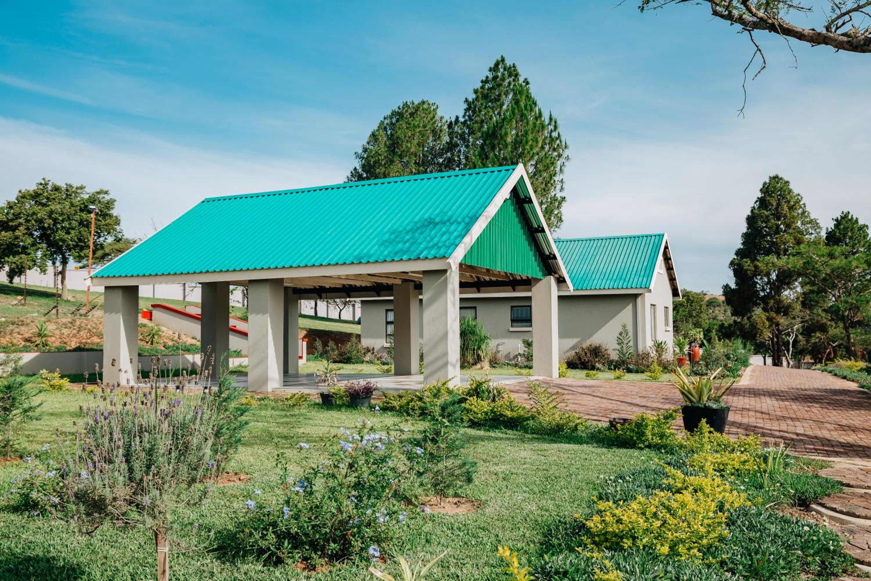 Villa with Garden View - Photo 4