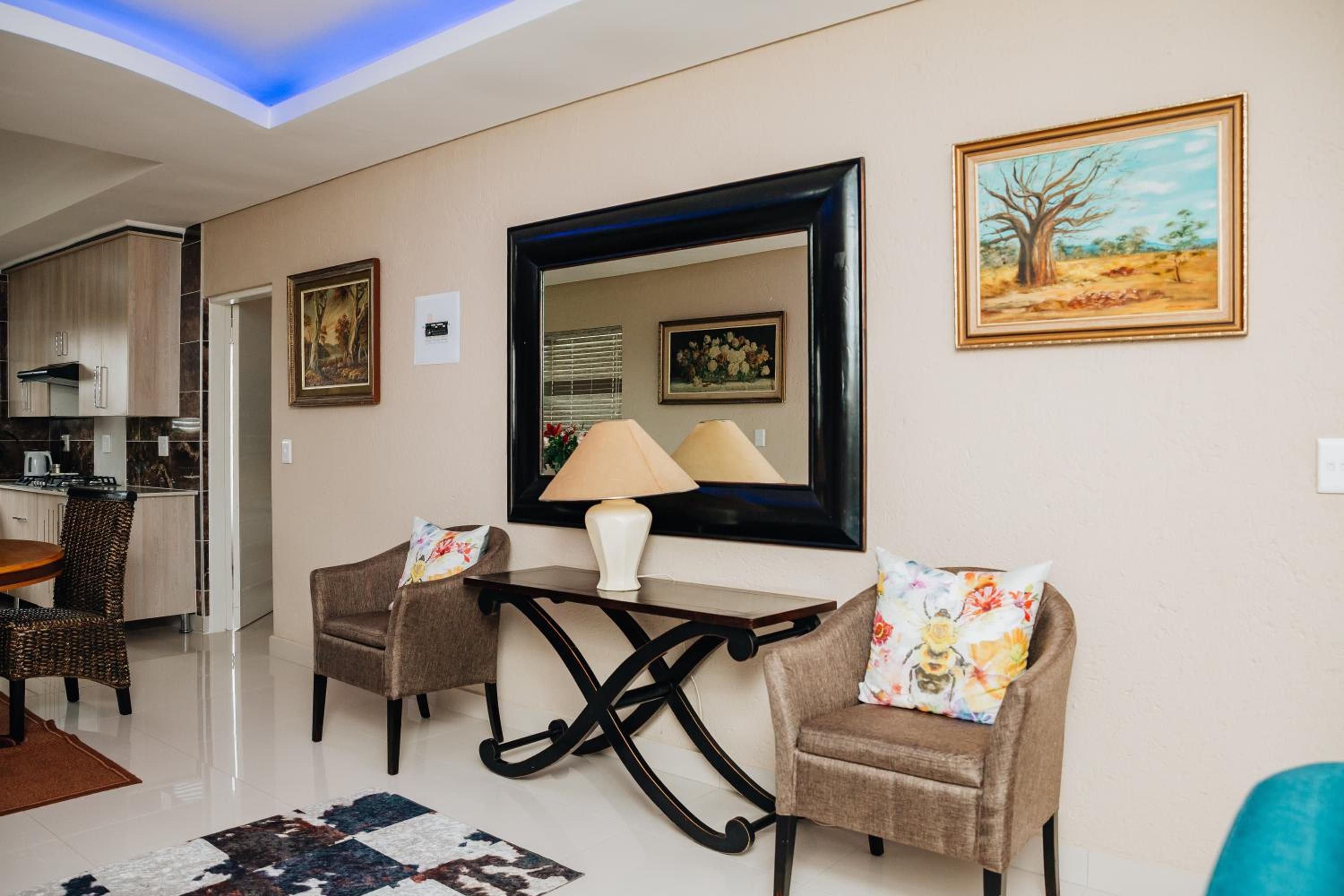Villa with Garden View - Photo 1