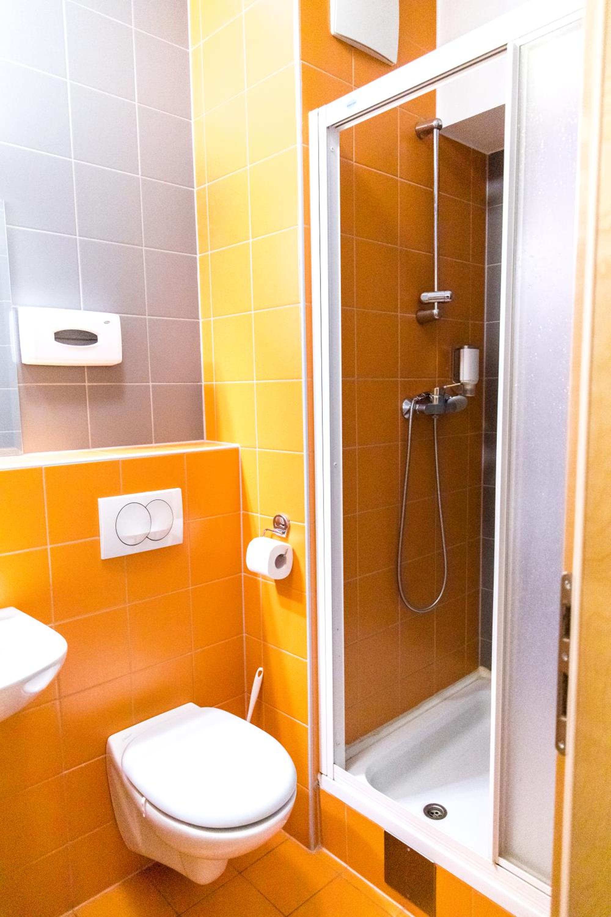Deluxe Double or Twin Room with Balcony photo 3