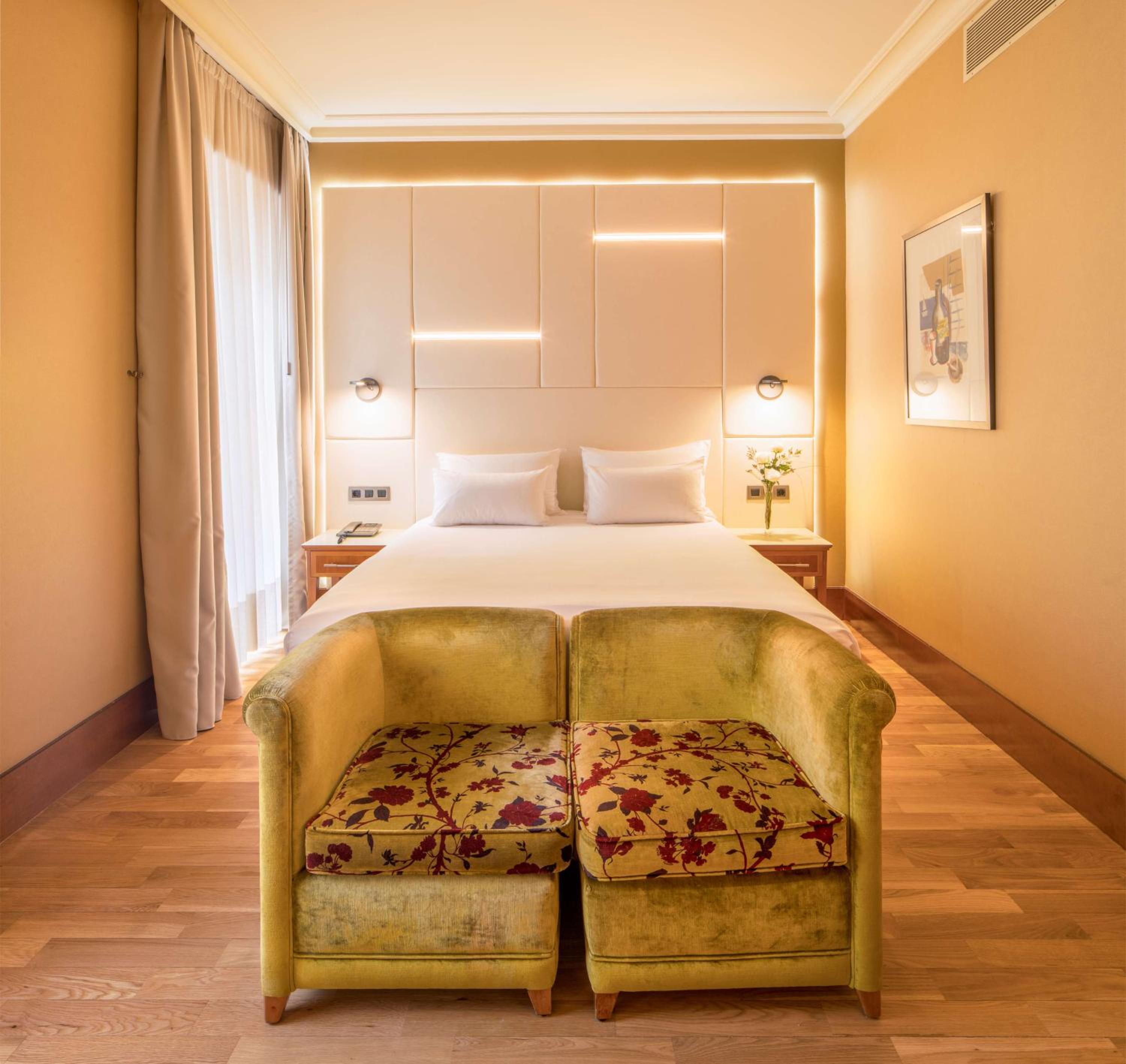 Superior Double or Twin Room - Photo 1