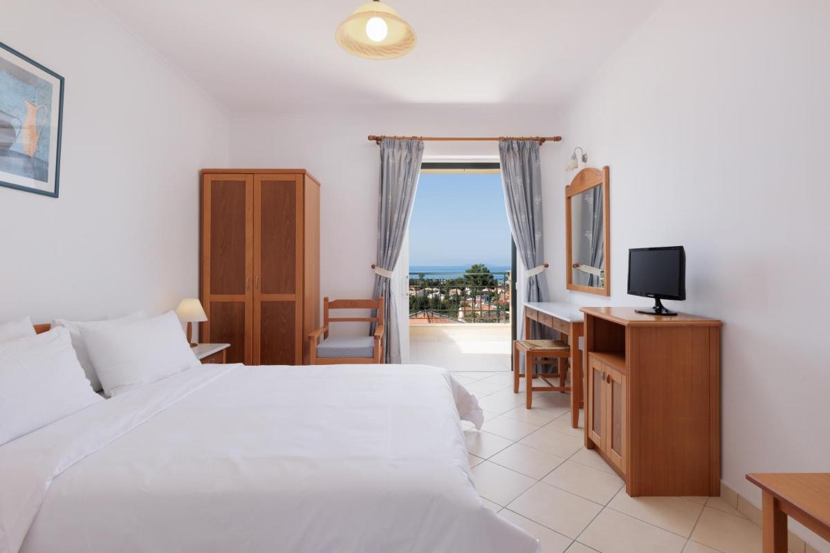Apartment with Sea View - Photo 1