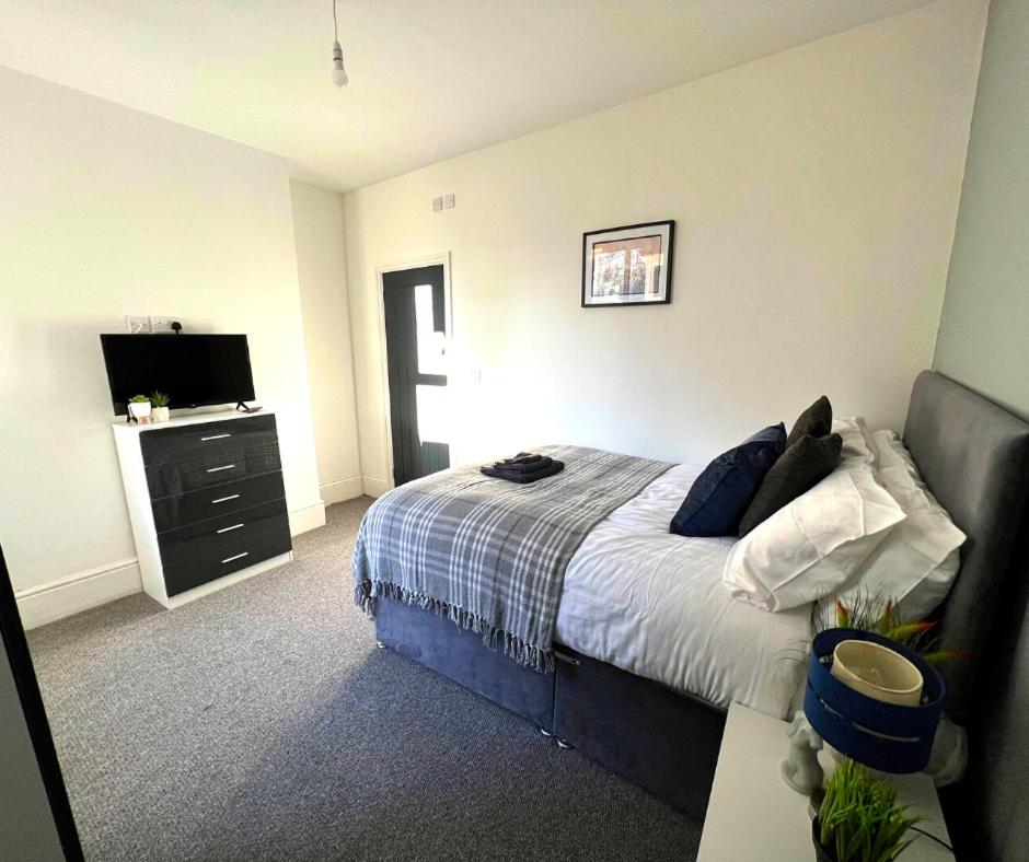 Double Room with Private Bathroom photo 3