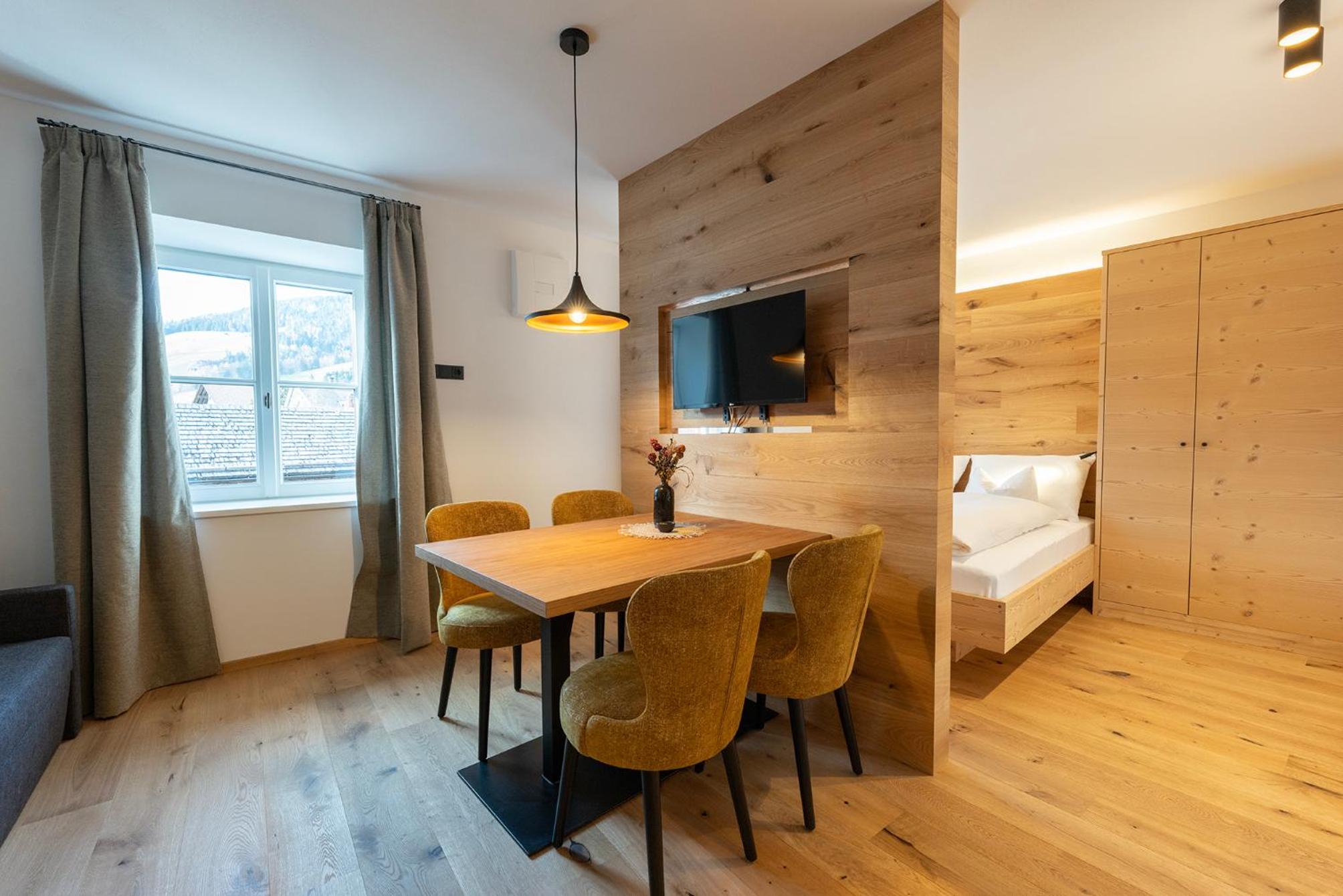 Studio Apartment