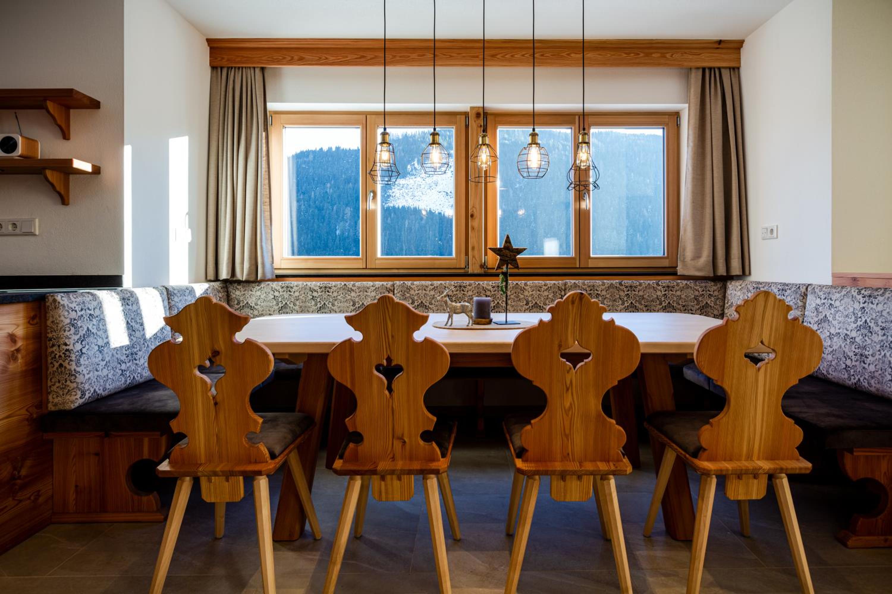 Three-Bedroom Chalet photo 2