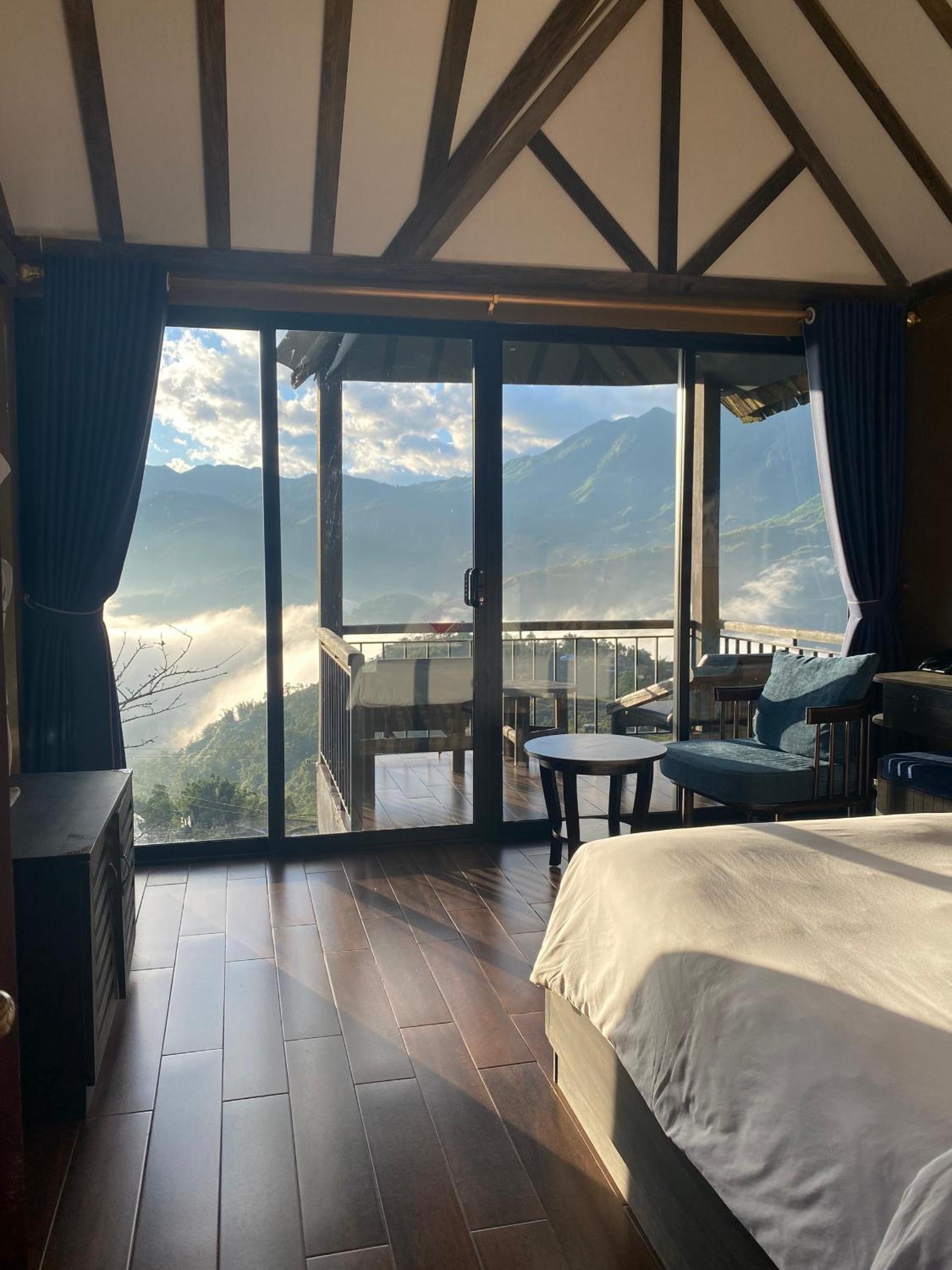 King Room with Mountain View - Photo 9