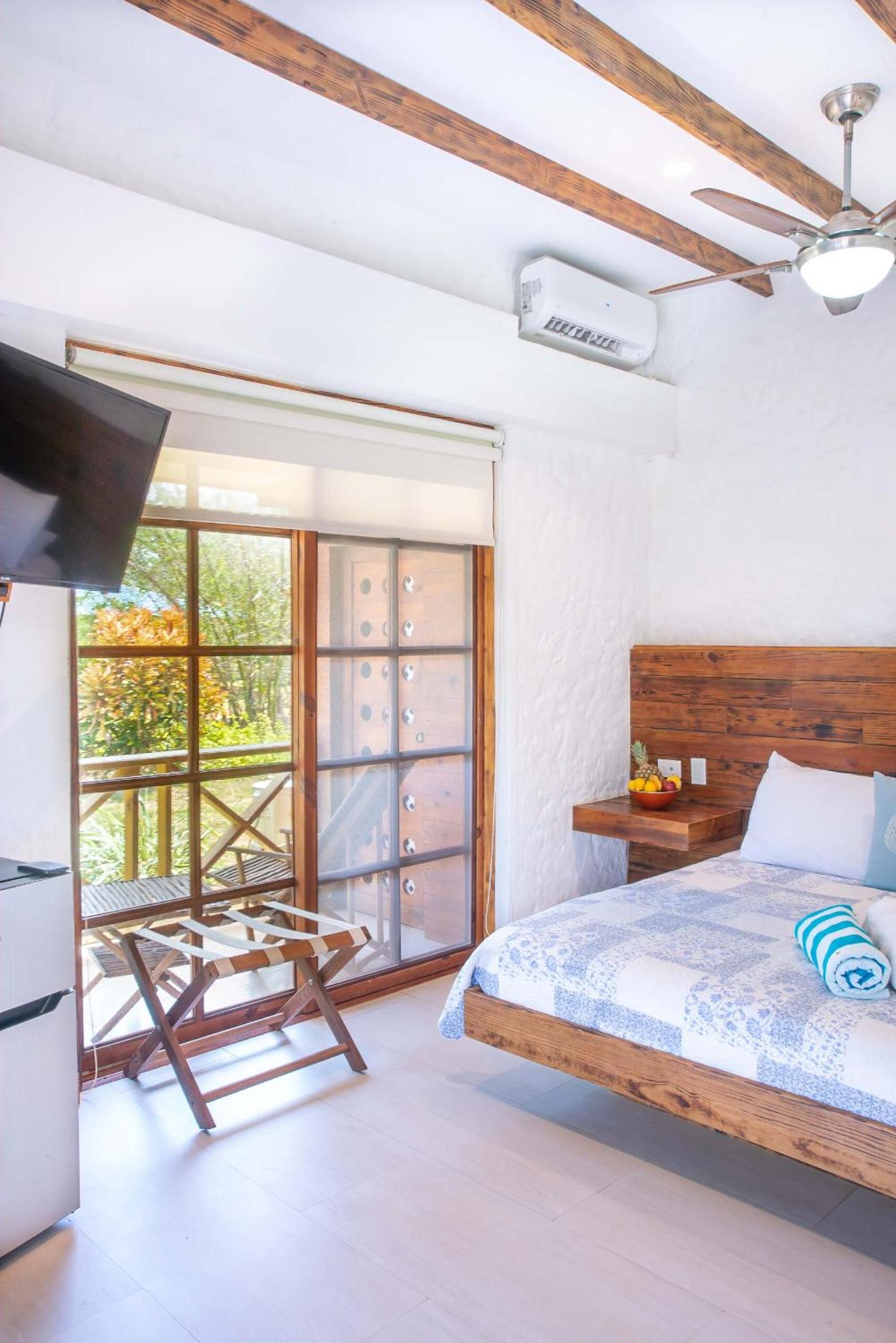 Deluxe Double Room with Garden View