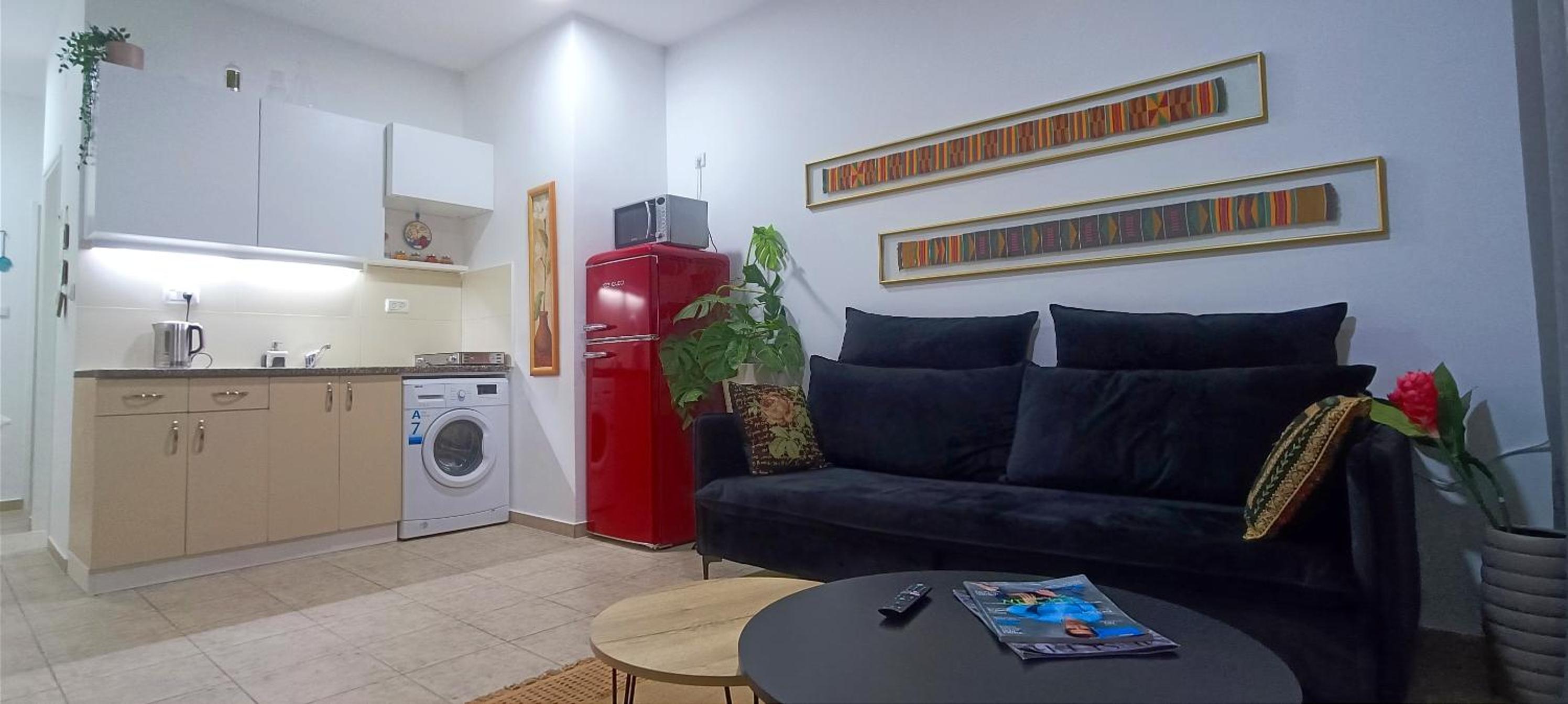 One-Bedroom Apartment - Photo 18