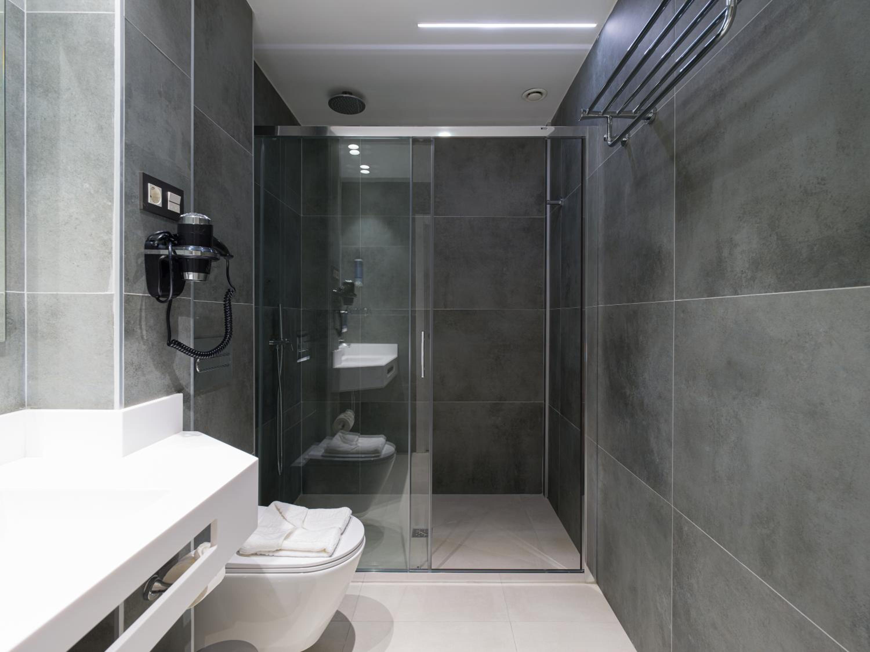 Standard Twin Room - Photo 4