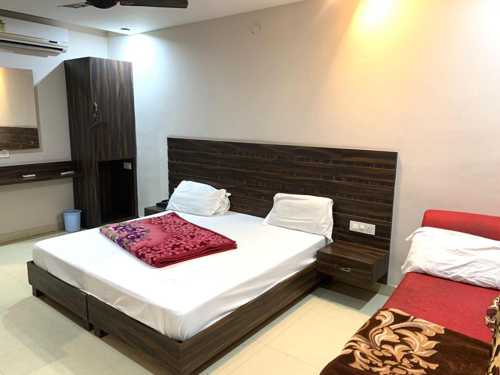 Deluxe Triple Room photo 3