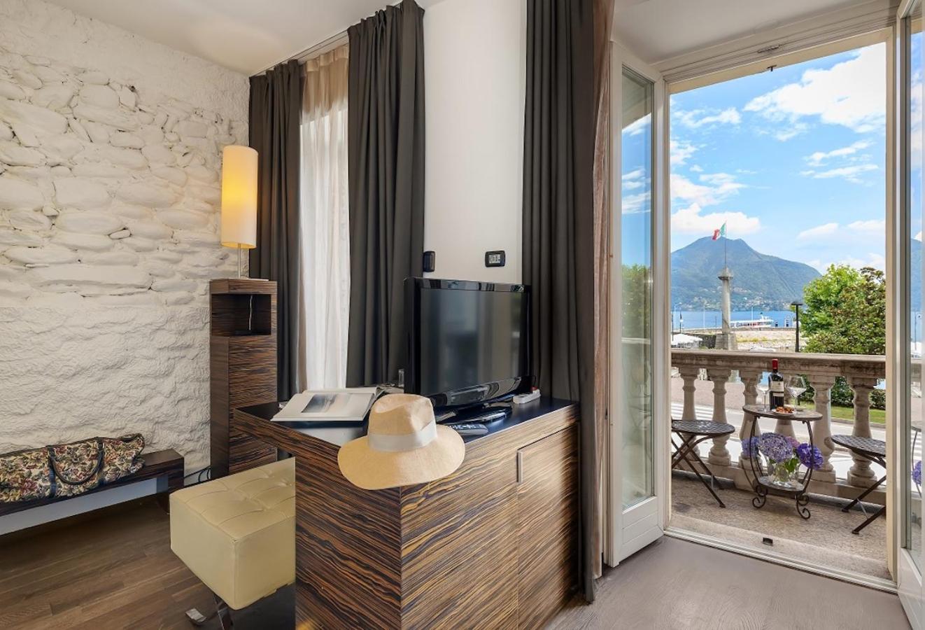 Double Room with Lake View - Photo 17