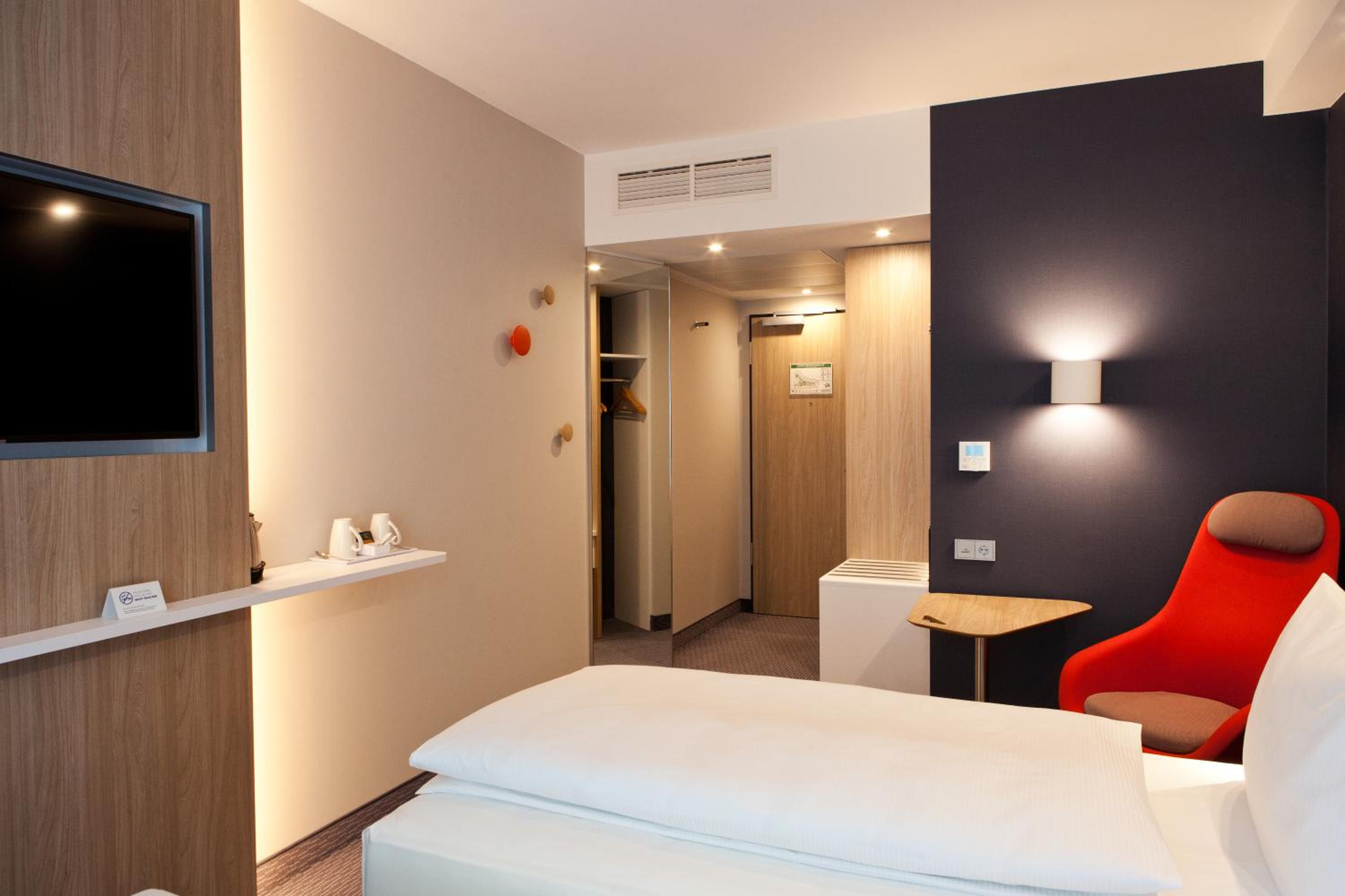 Standard Room with Two Single Beds - Photo 4