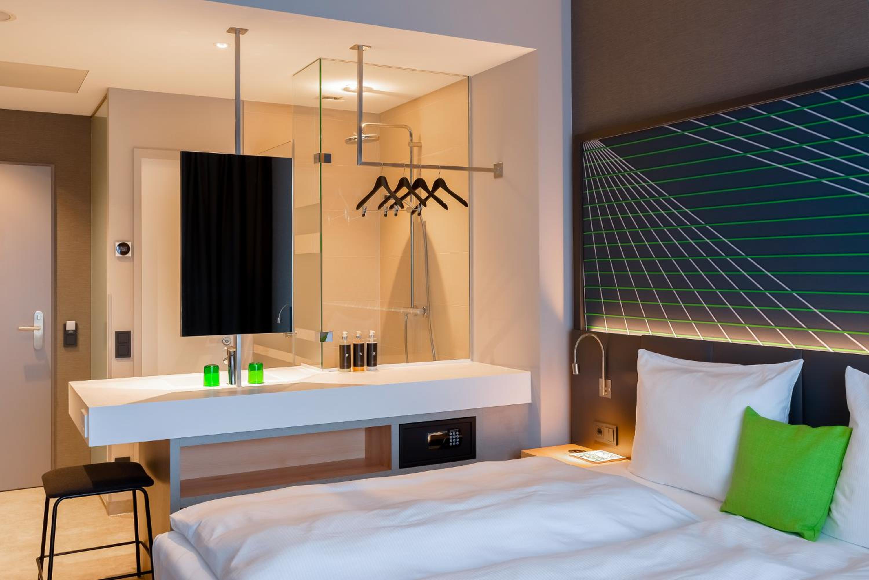 Standard Double Room - Photo 3