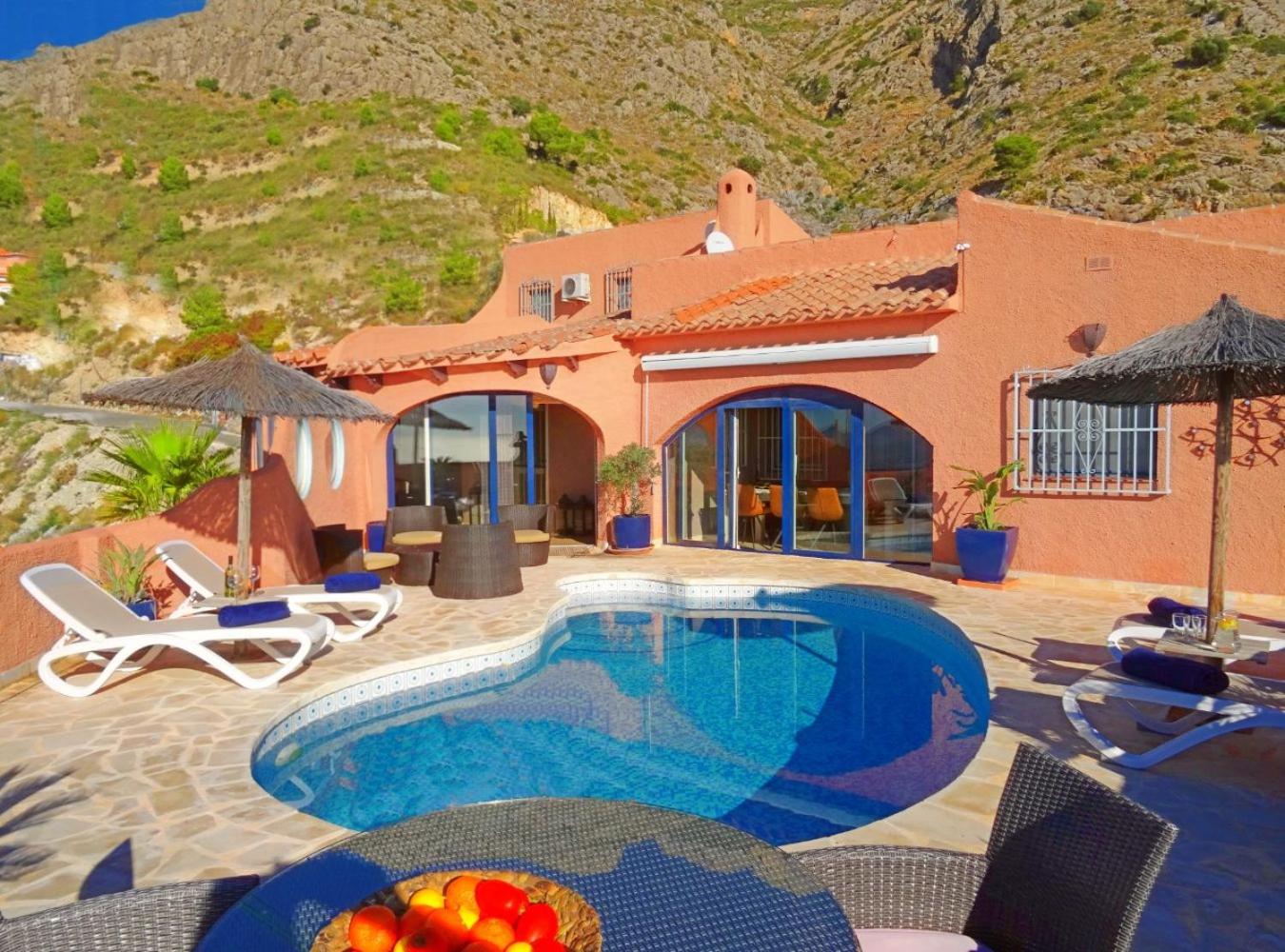Villa with Sea View photo 2