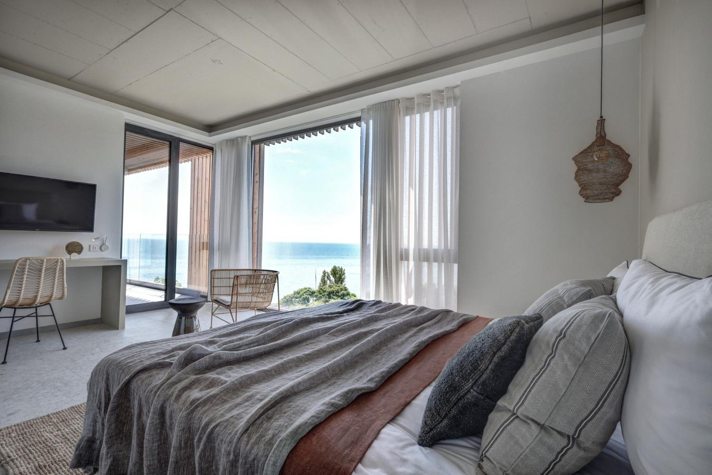 Double Room with Sea View - Photo 12