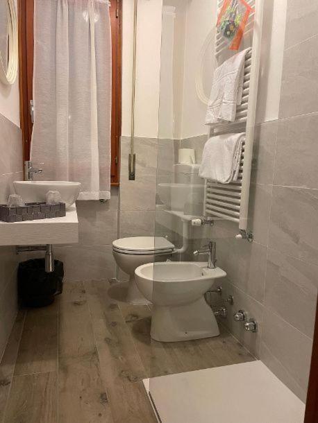 Triple Room - Photo 7