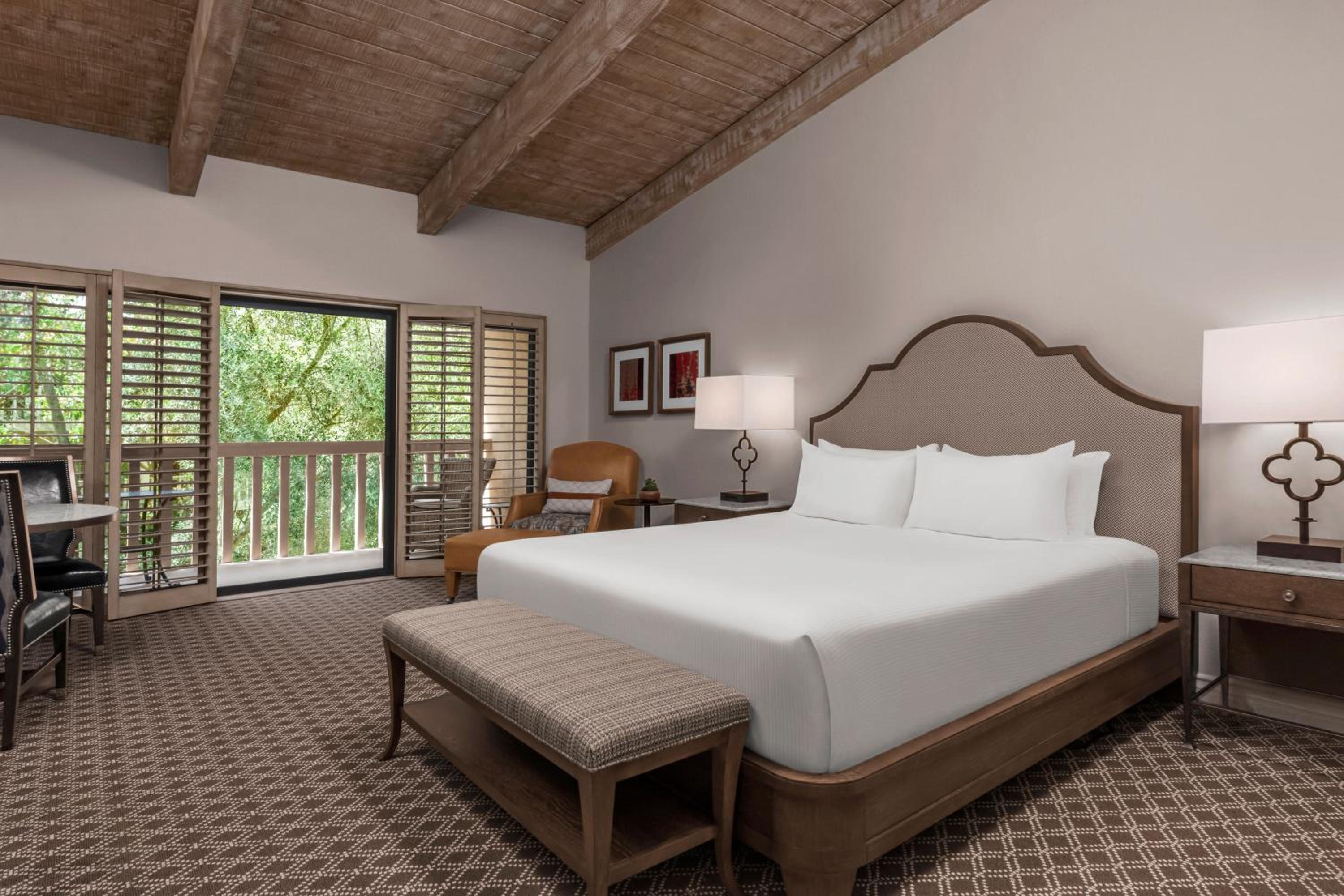 Resort View Room, Patio Entrance, One King Bed - Photo 6