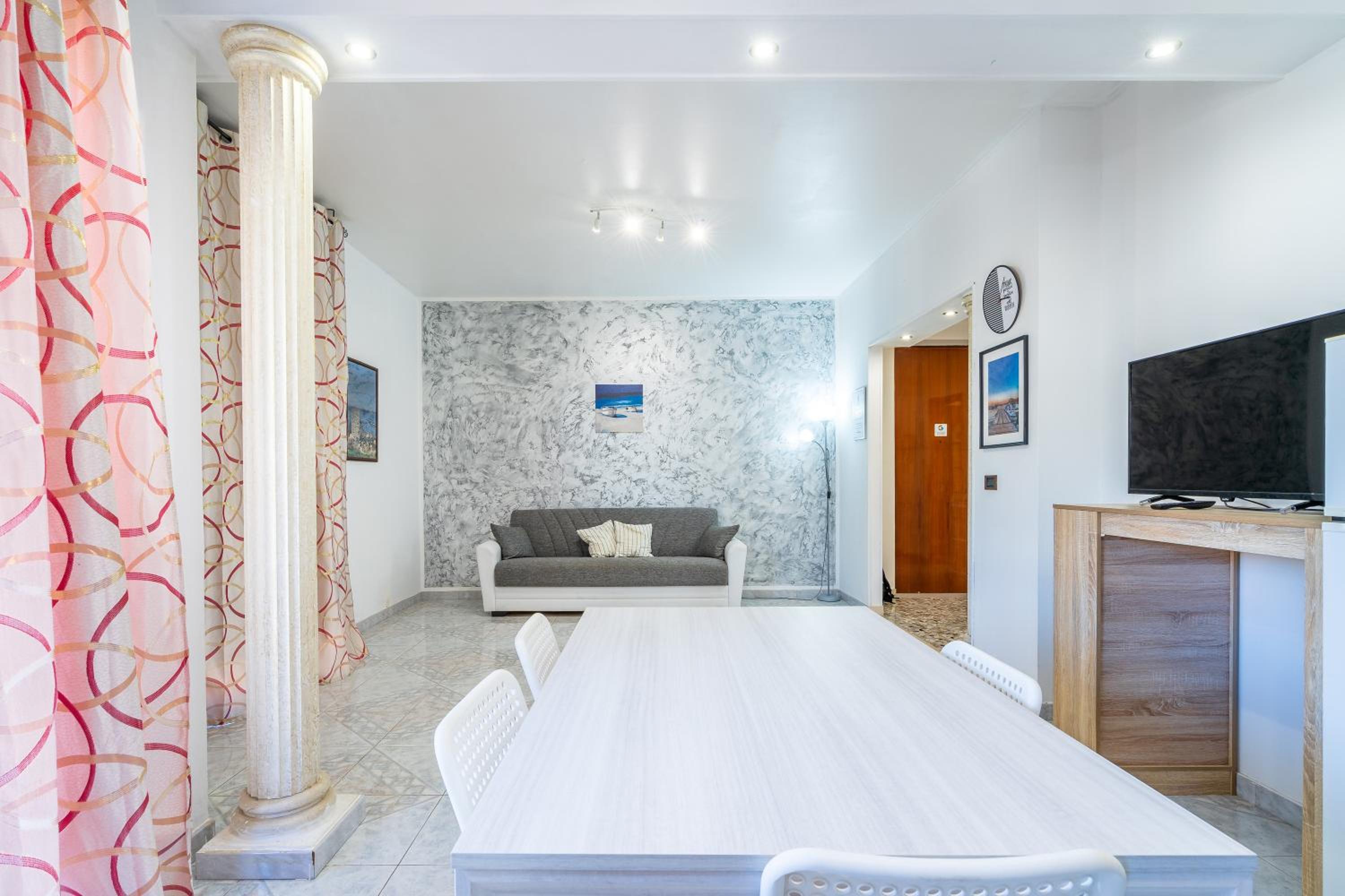 Three-Bedroom Superior Apartment