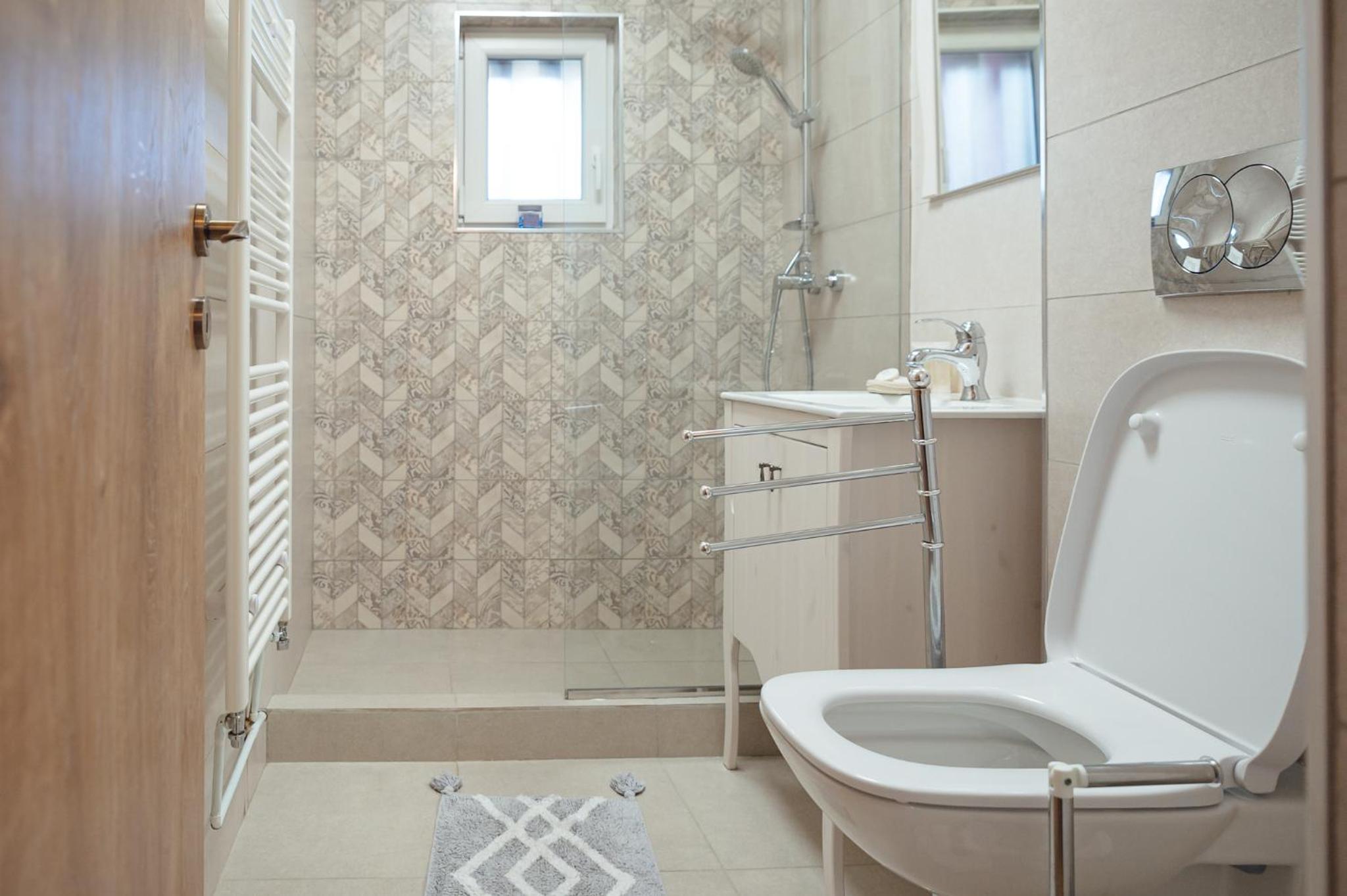 One-Bedroom Apartment - Photo 23