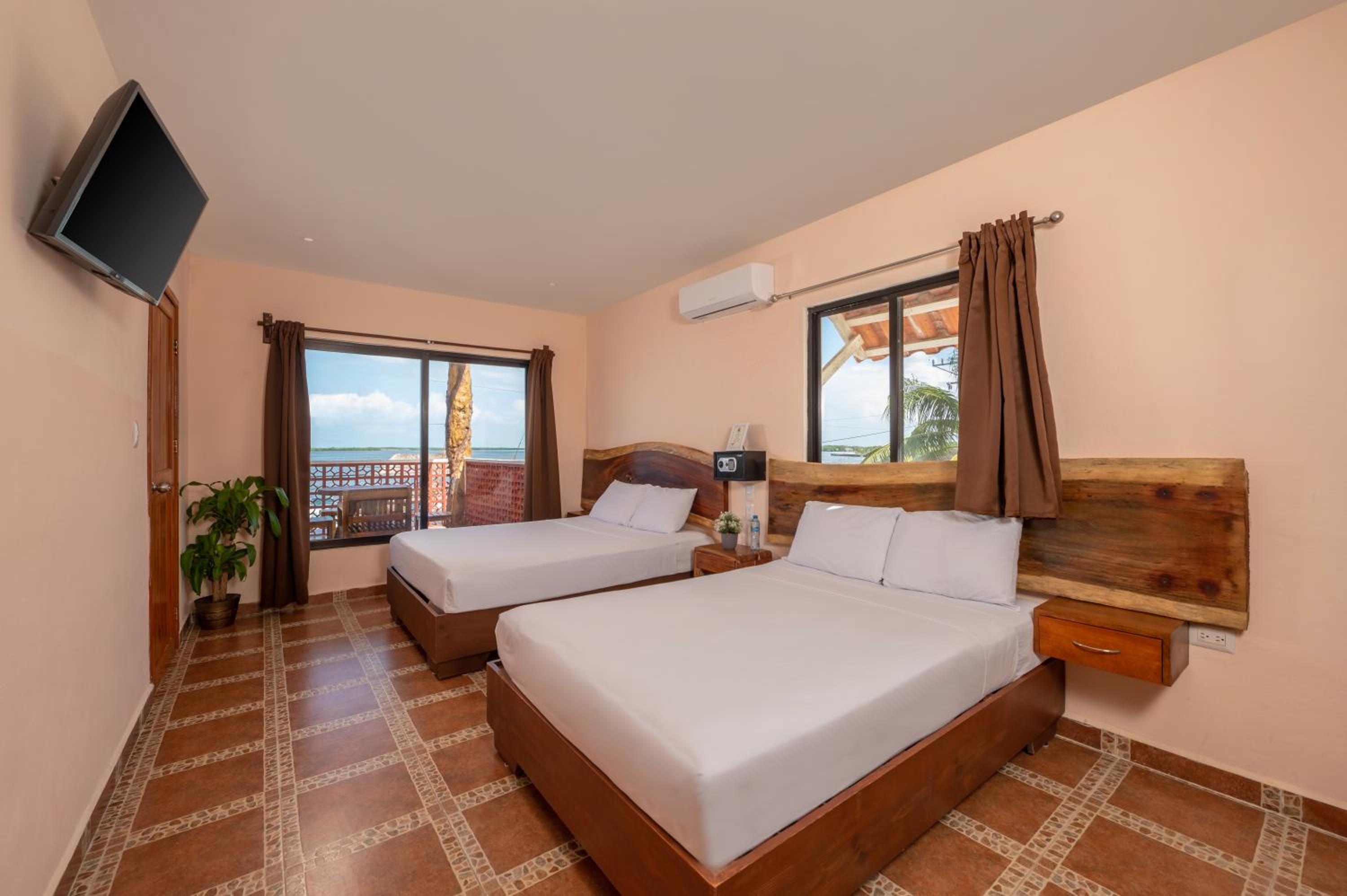 Double Room with River View photo 2