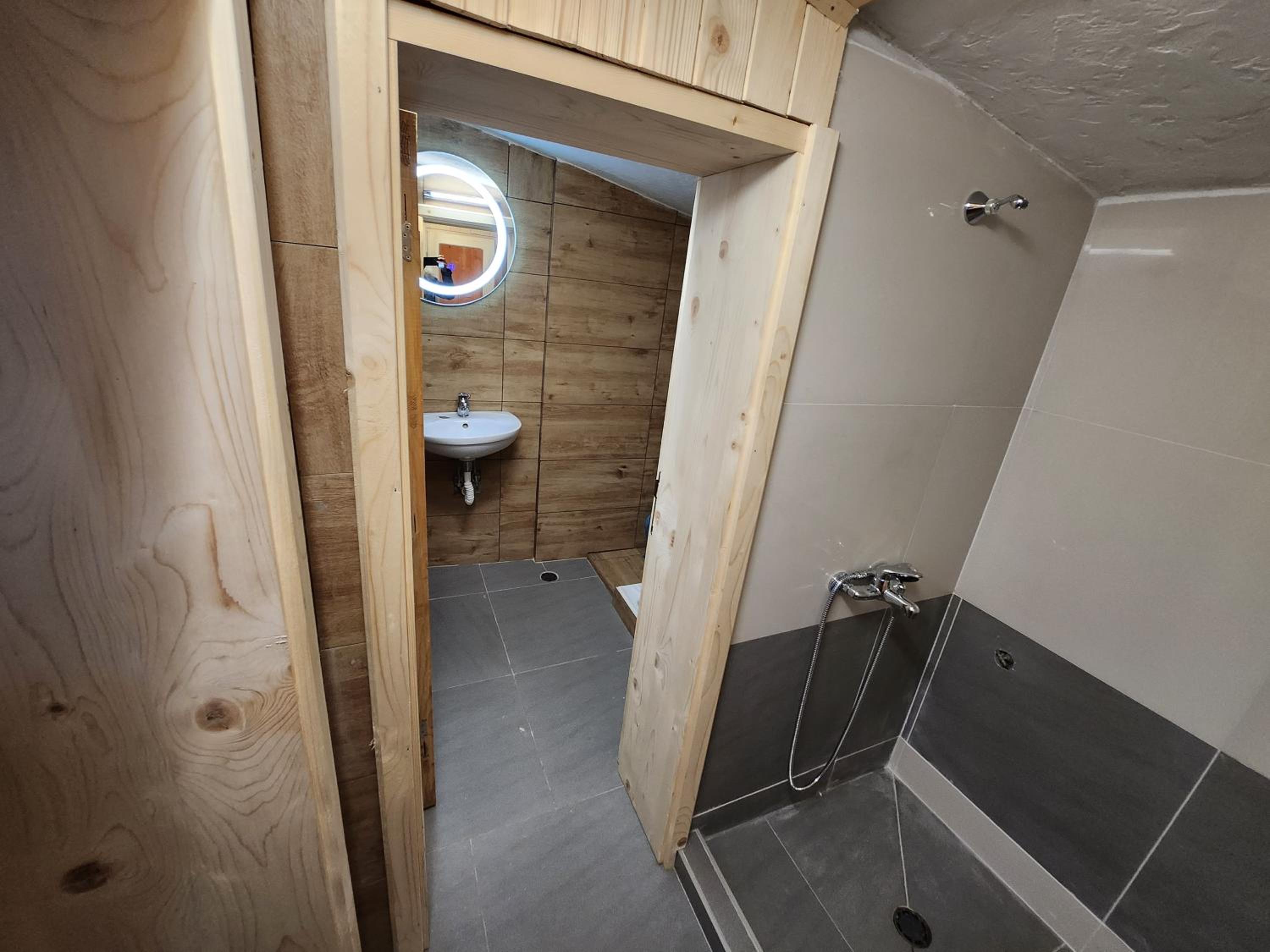 Three-Bedroom House photo 3