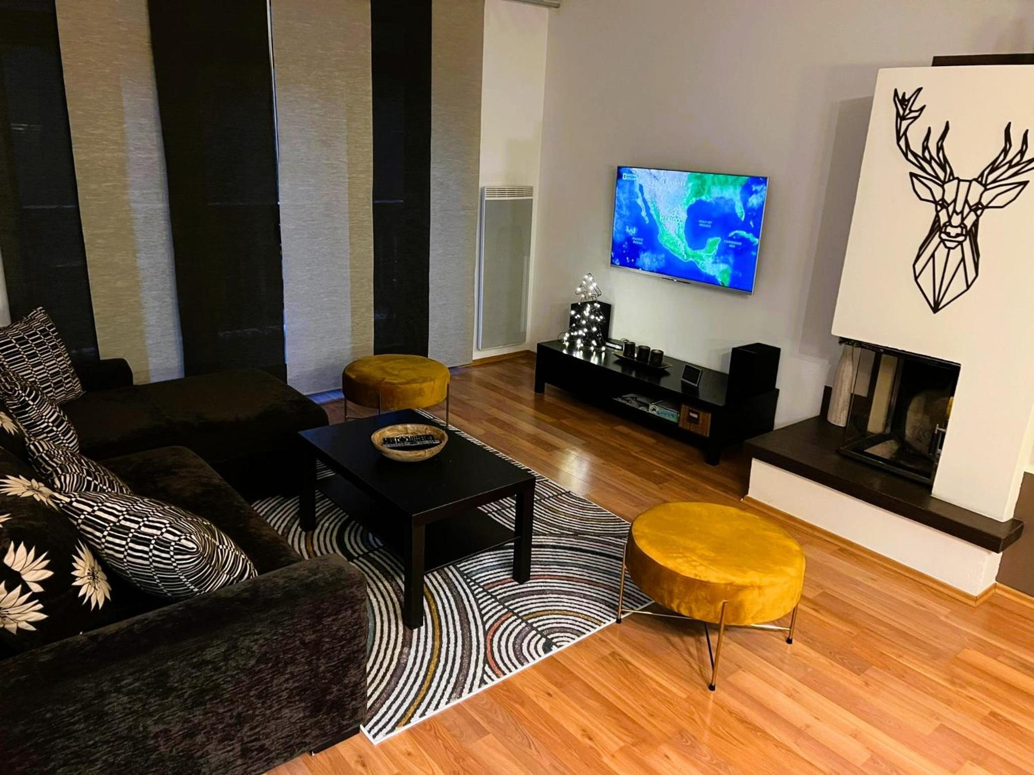 One-Bedroom Apartment - Photo 28