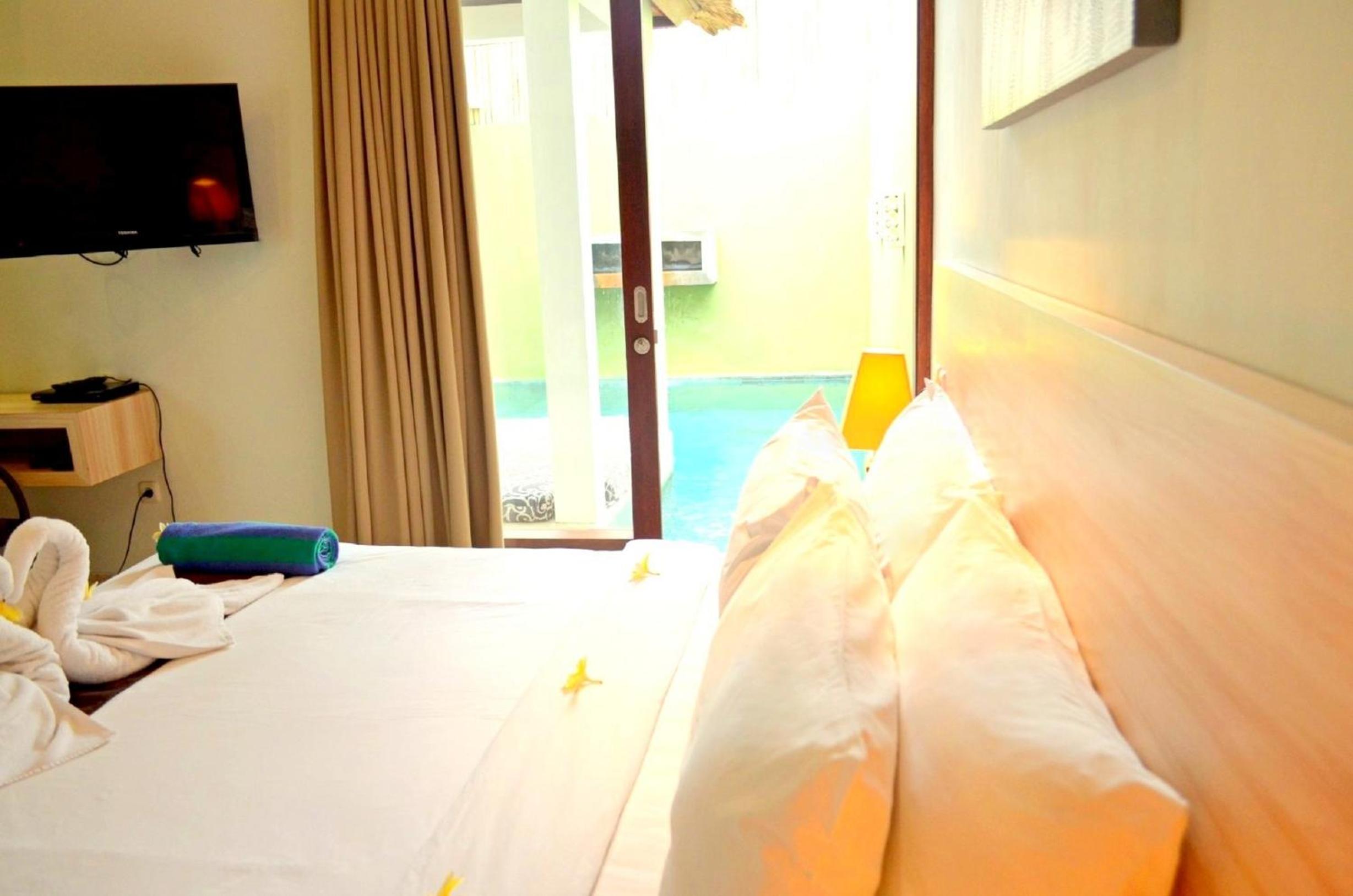 Two-Bedroom Villa with Private Pool - Photo 10