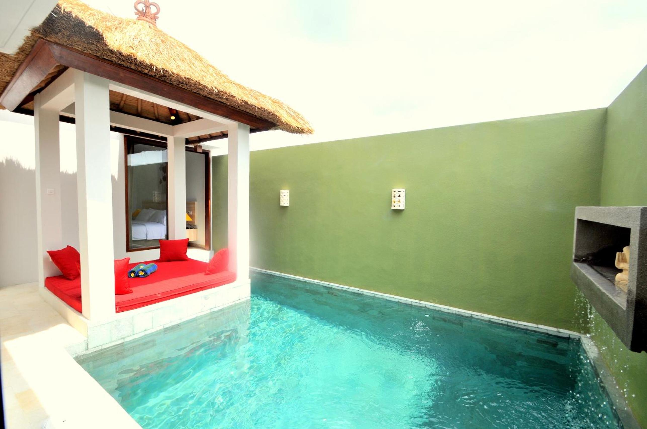 Two-Bedroom Villa with Private Pool - Photo 2