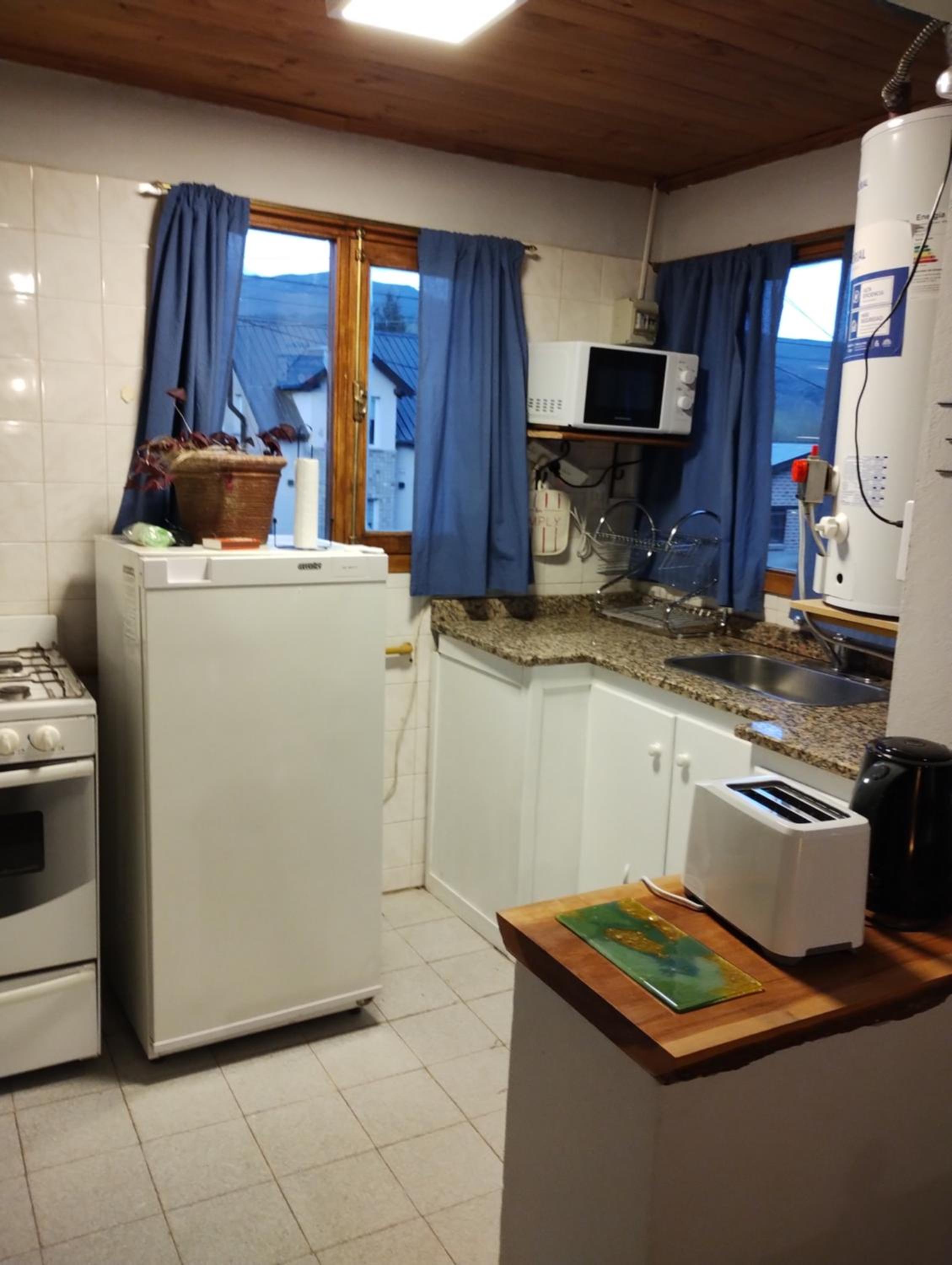 Apartment photo 2