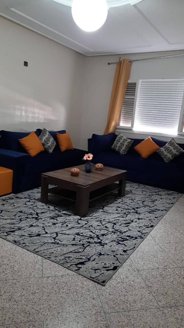 Apartment with Balcony photo 3