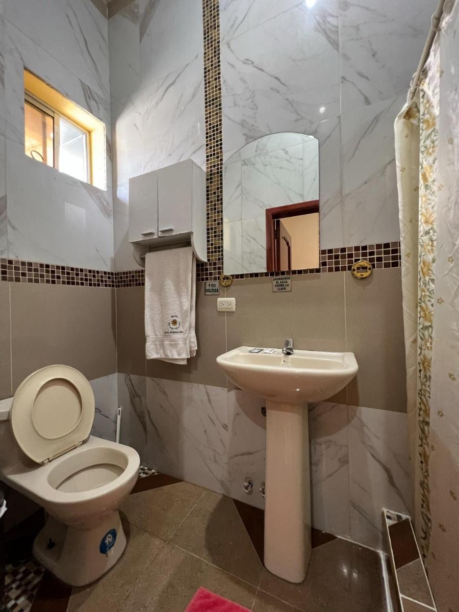 Family Room with Shower photo 2