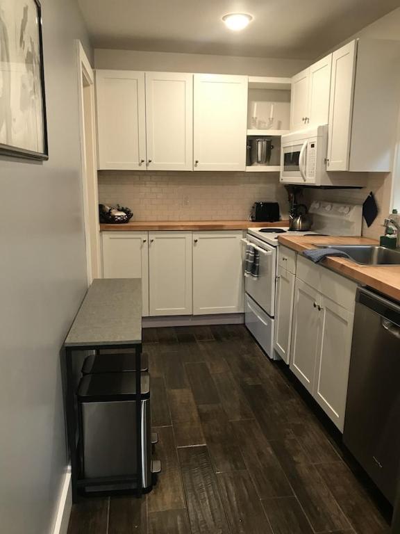 One-Bedroom House photo 3