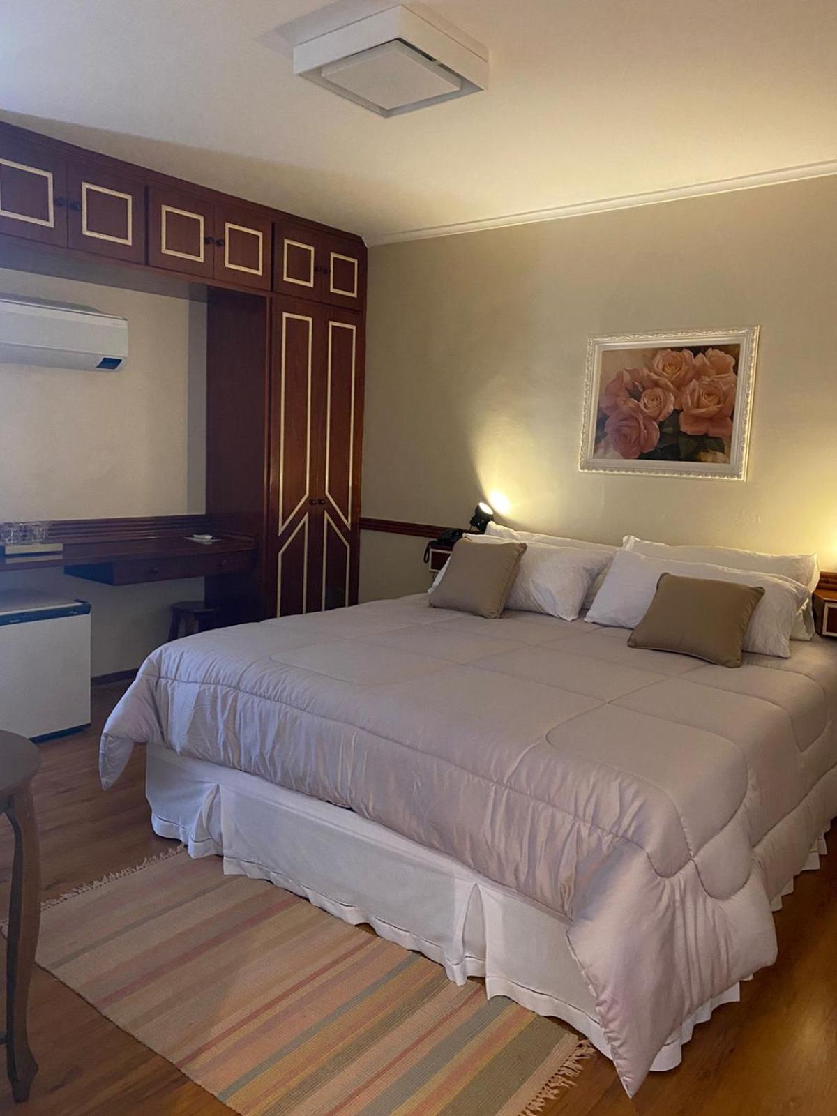 King Suite with Spa Bath