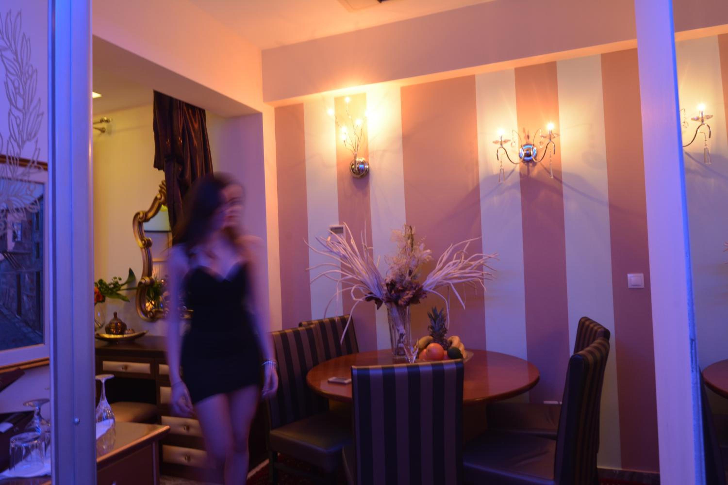 Deluxe Suite photo 2