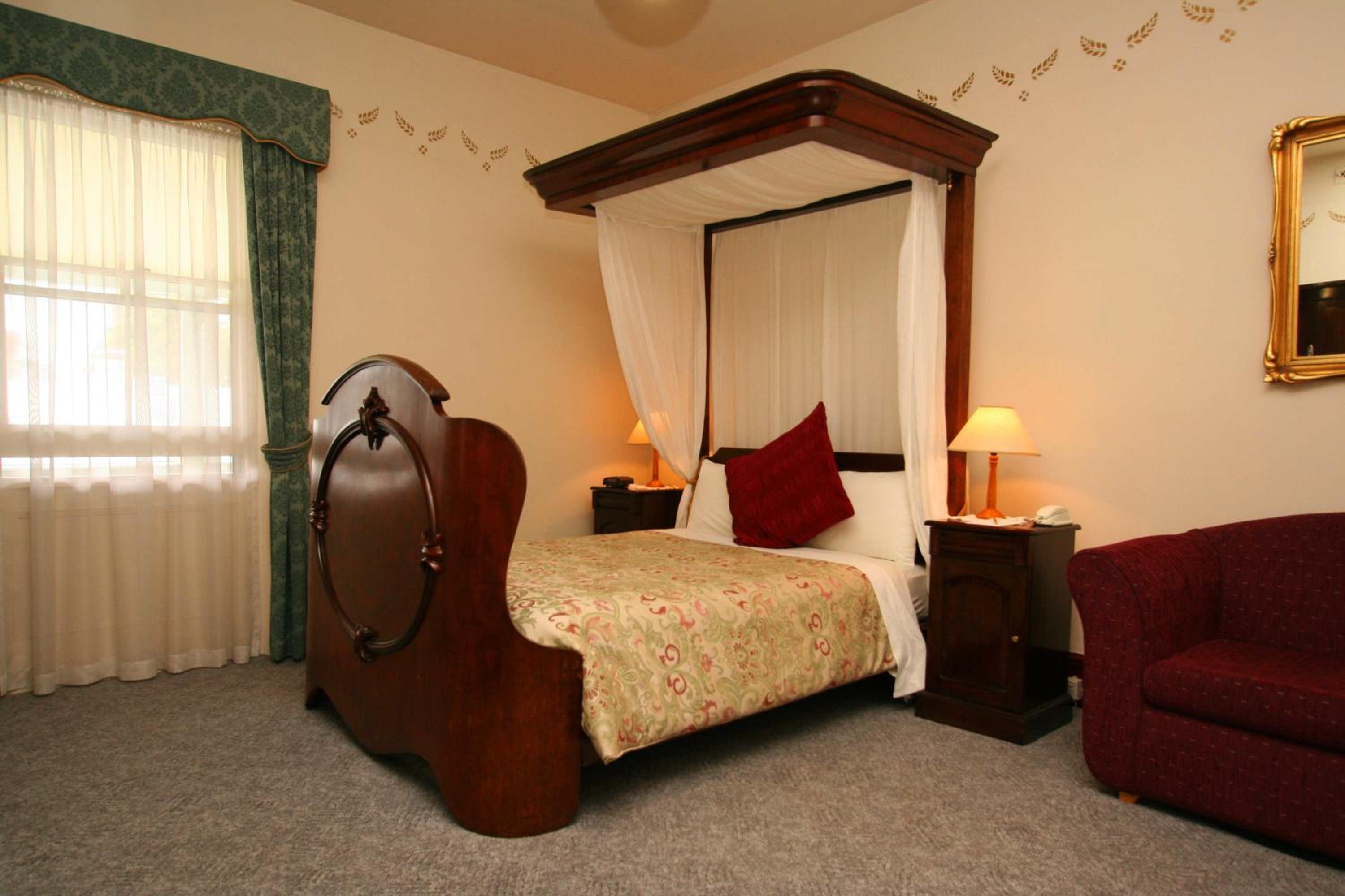 Superior Double Room with Spa Bath - Photo 6