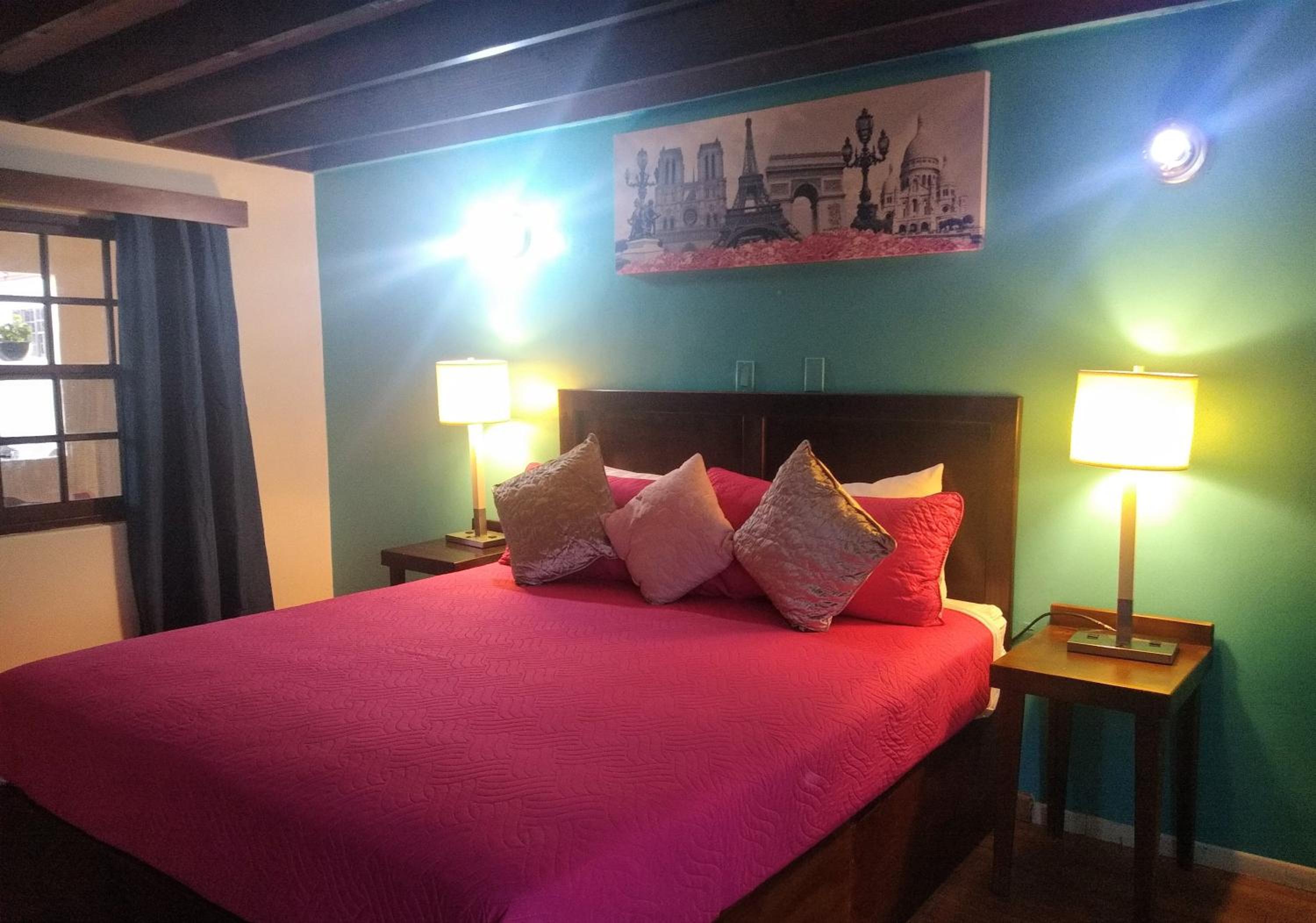 Standard Queen Room - Photo 2