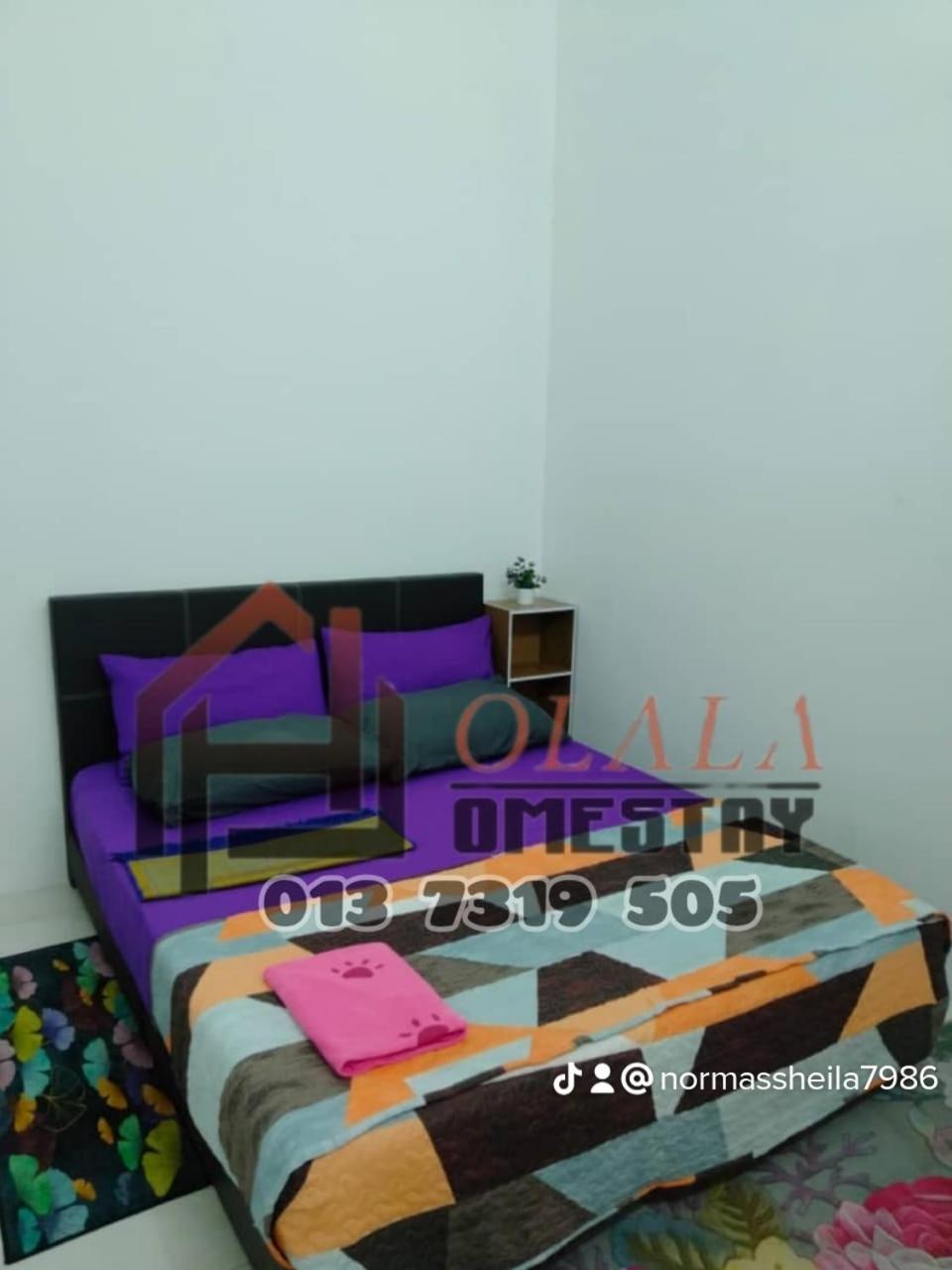 Three-Bedroom House photo 3