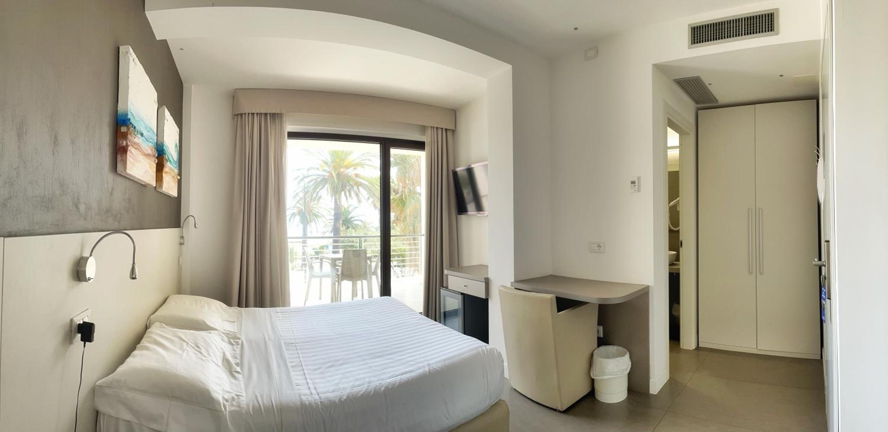 Deluxe Room photo 1