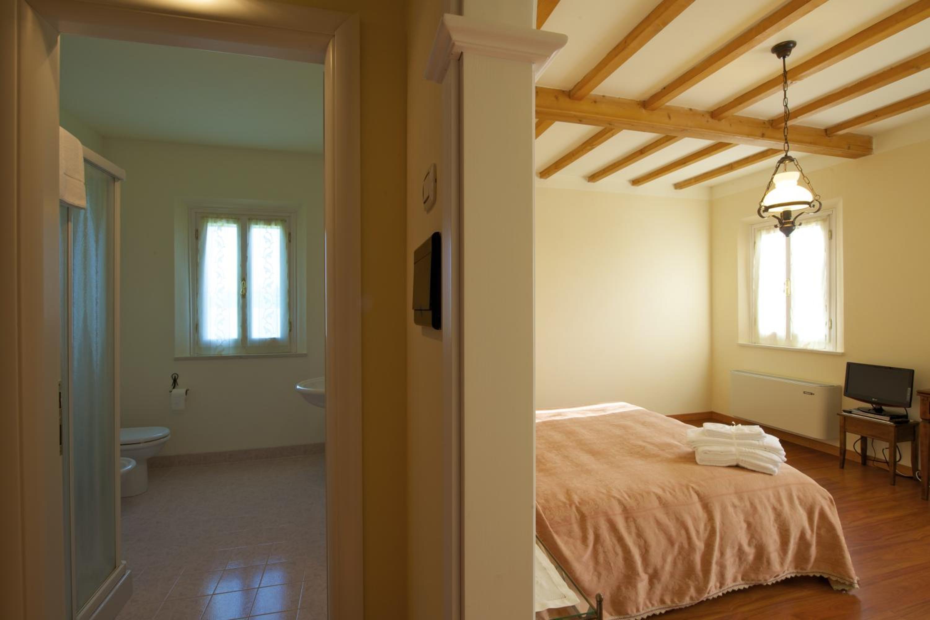 Double Room photo 2