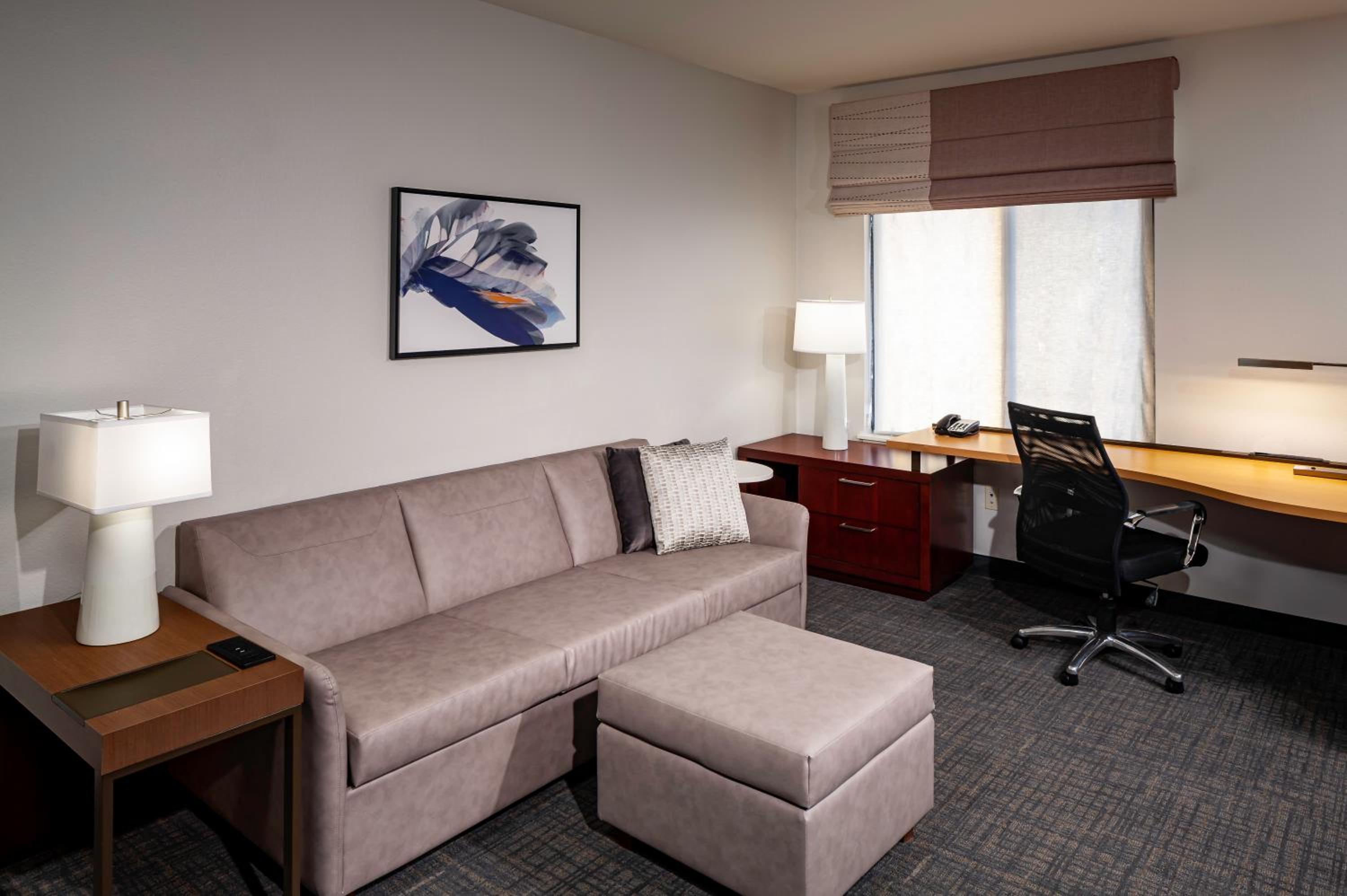 King Studio with Sofa Bed - Photo 1