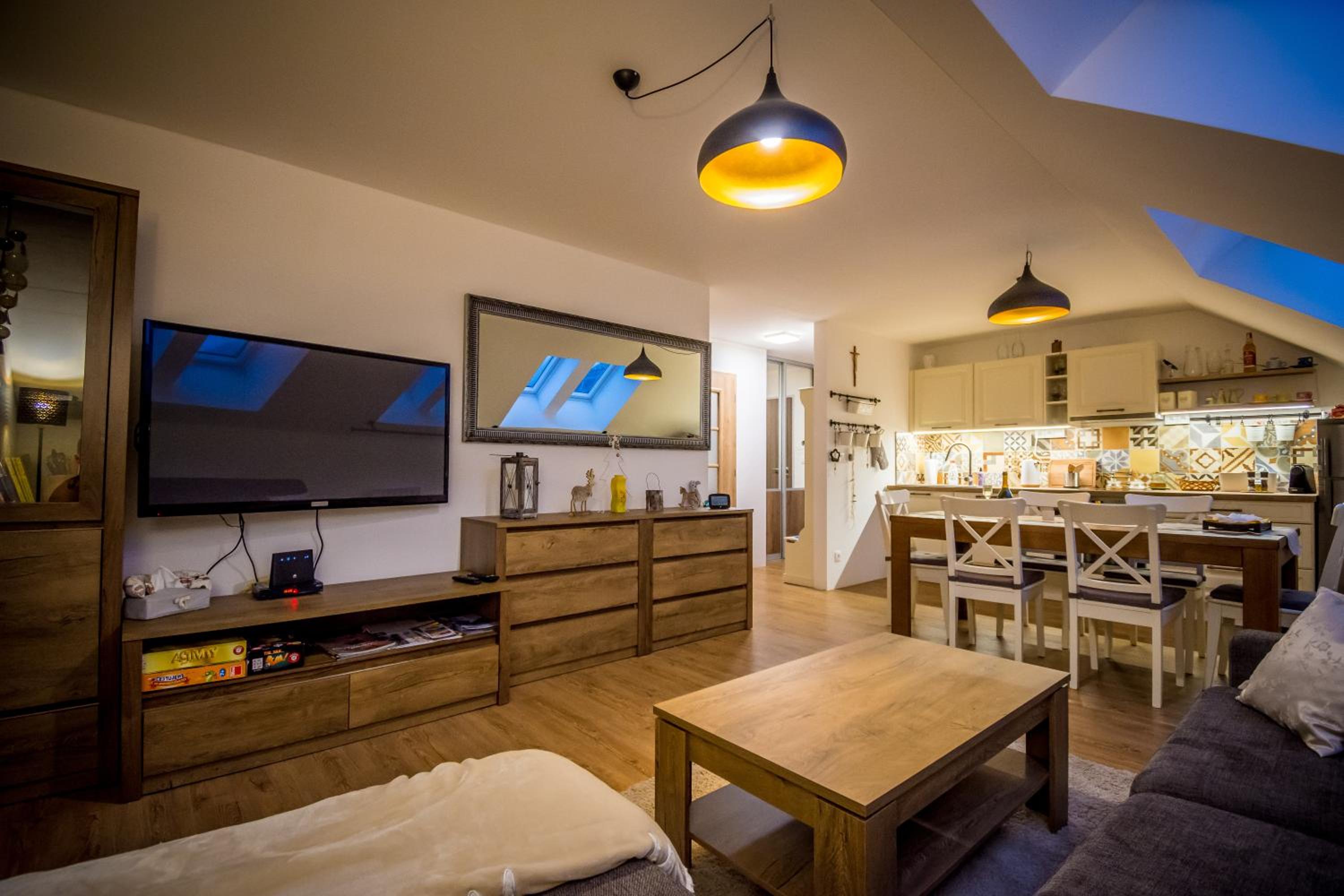 One-Bedroom Apartment - Photo 14