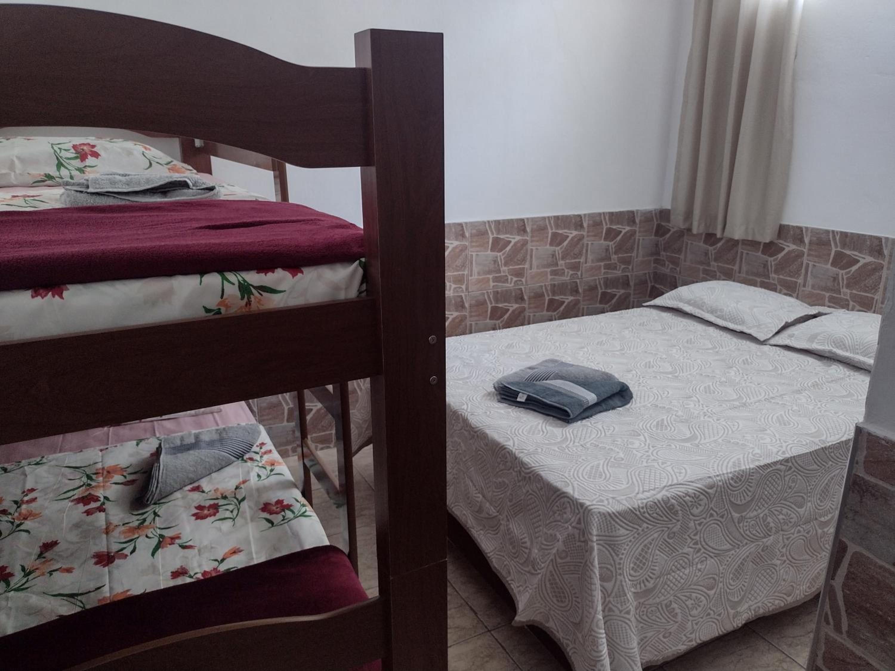 Two-Bedroom House - Photo 8