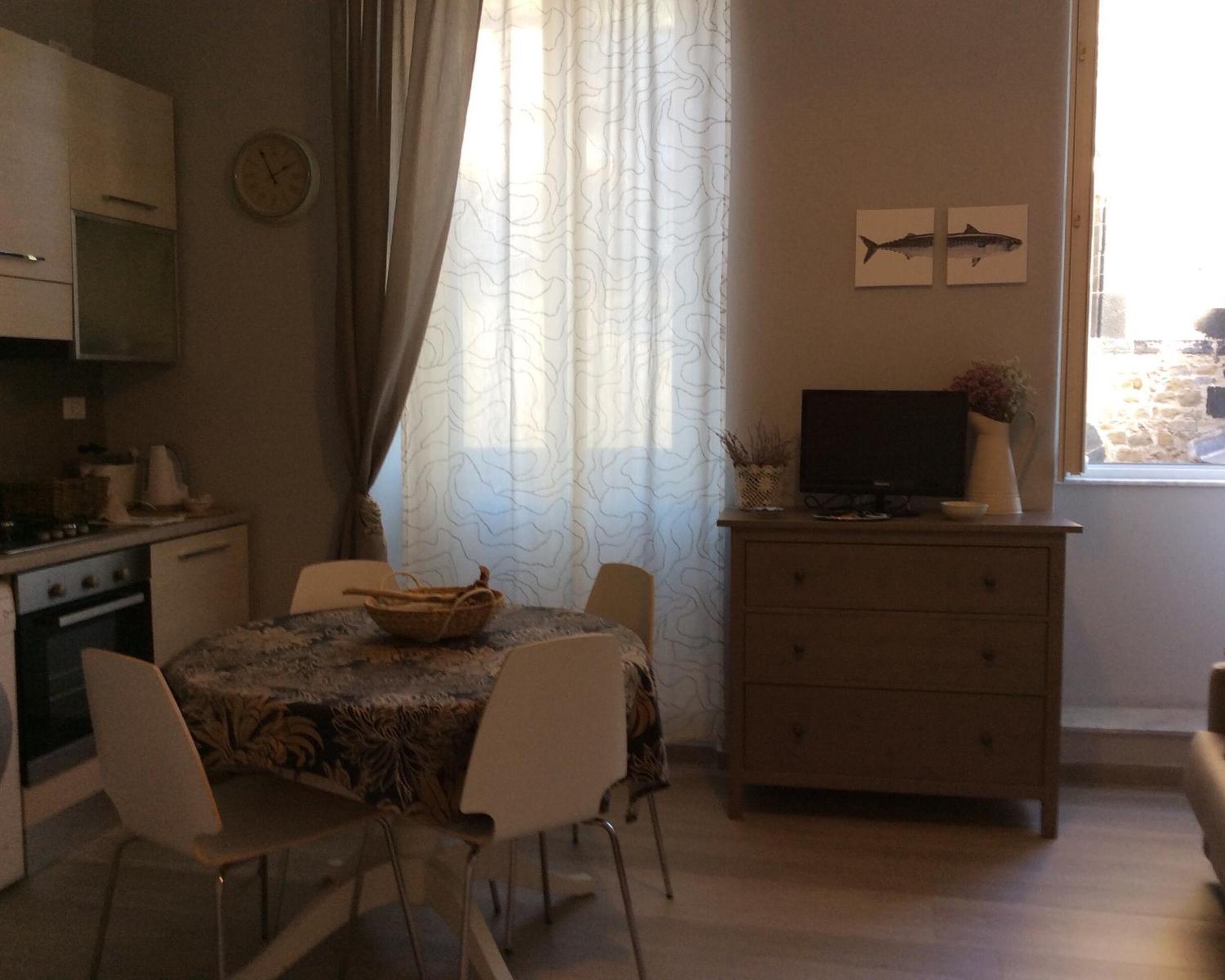 One-Bedroom Apartment with Sea View photo 3