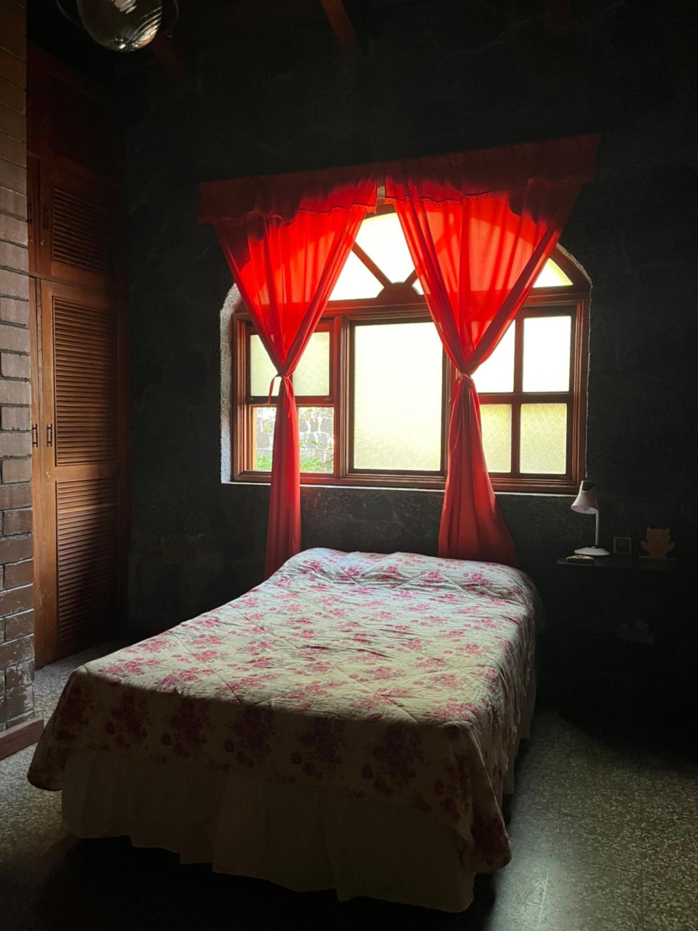 Basic Triple Room with Shared Bathroom