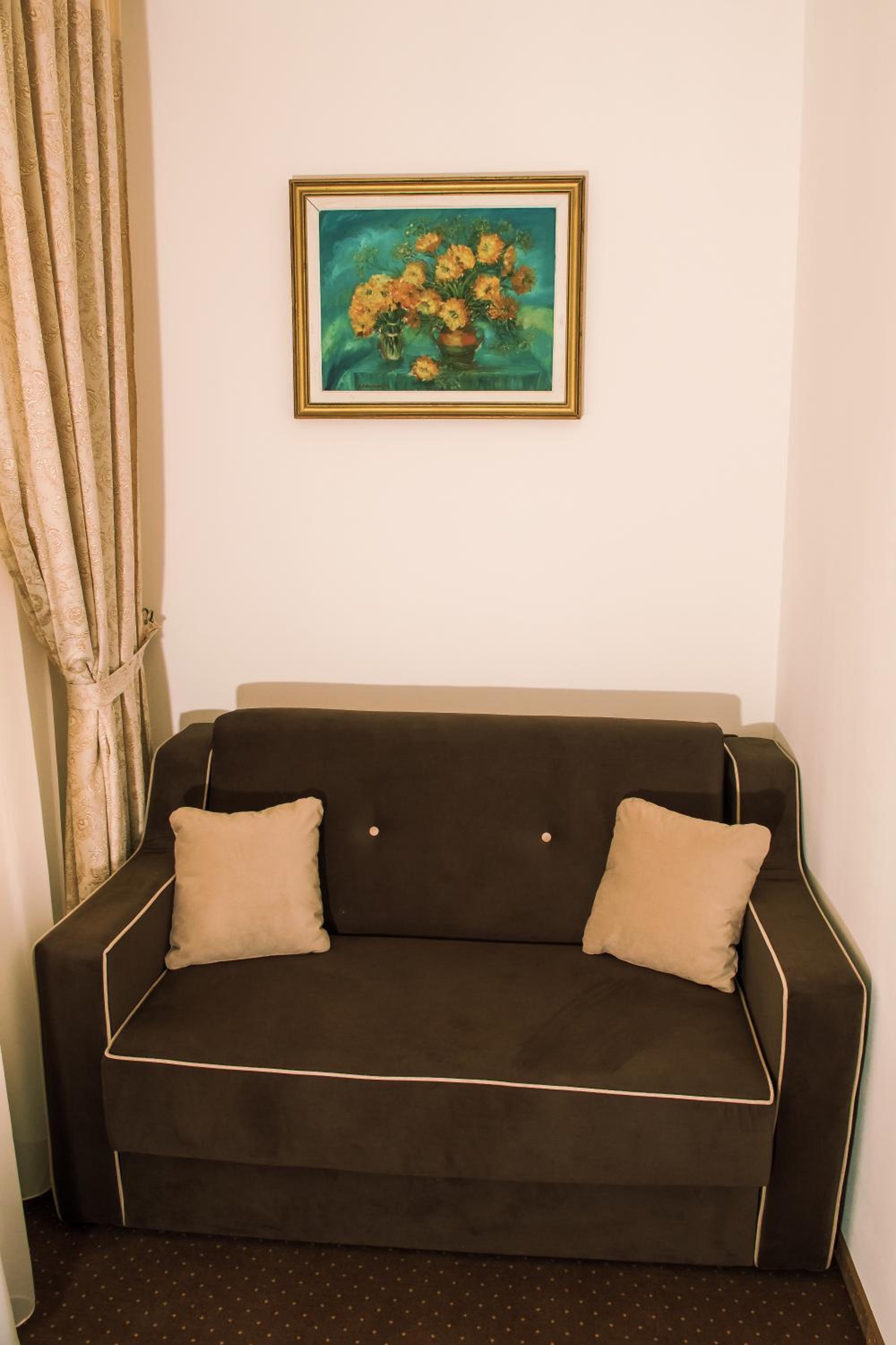 One-Bedroom Suite