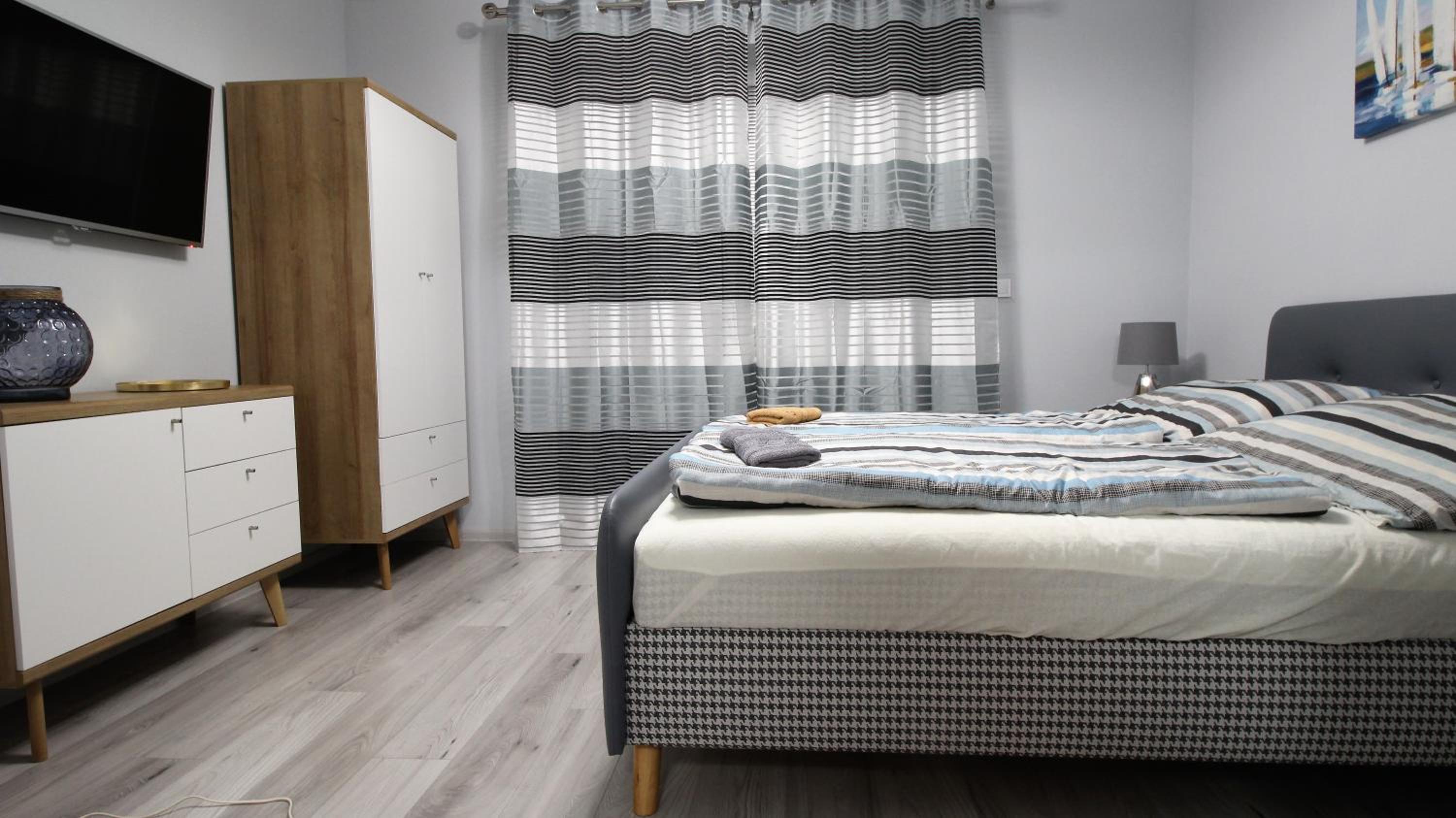 Two-Bedroom Suite and Balcony photo 2