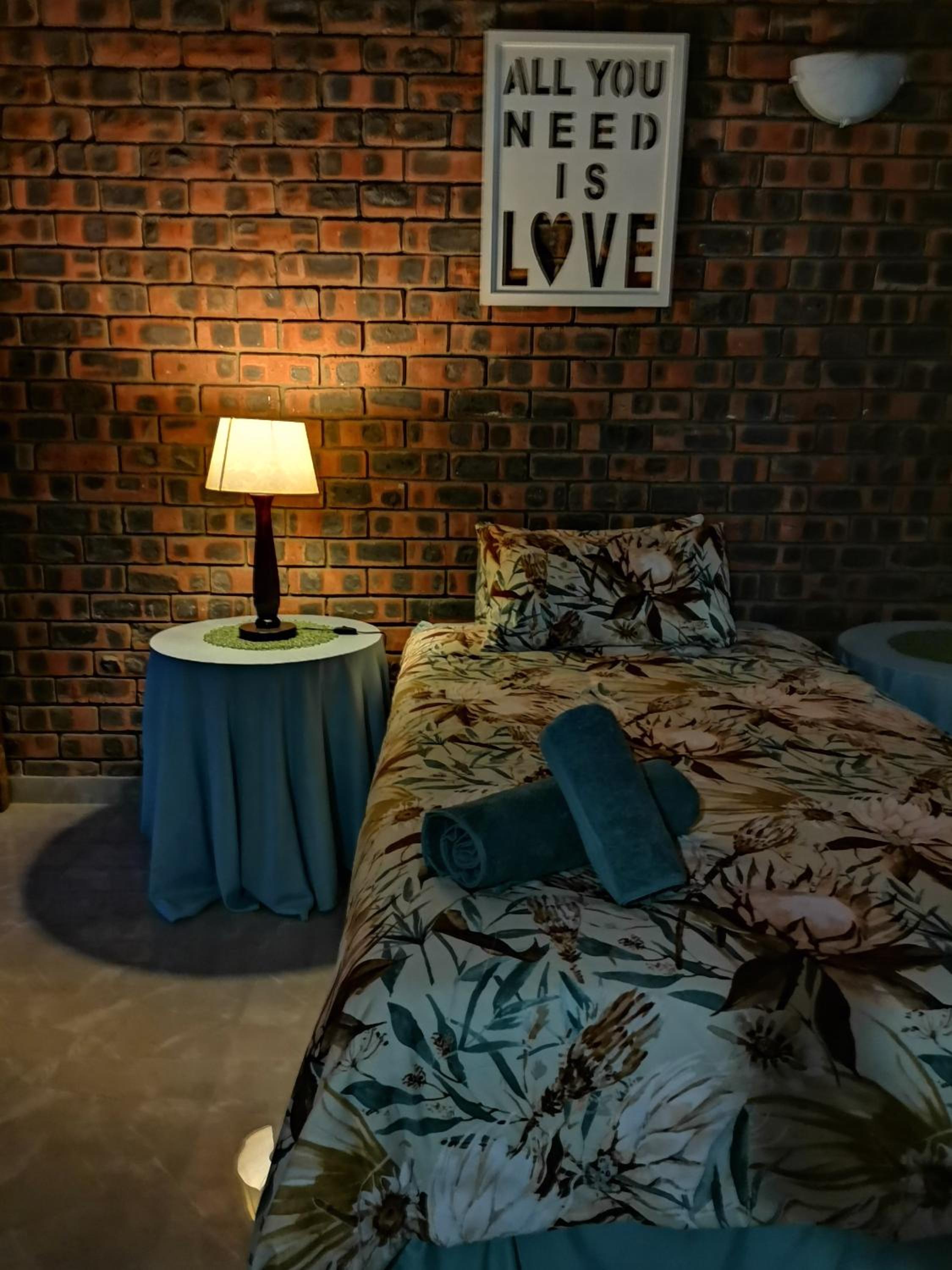 Apartment with Garden View - Photo 3
