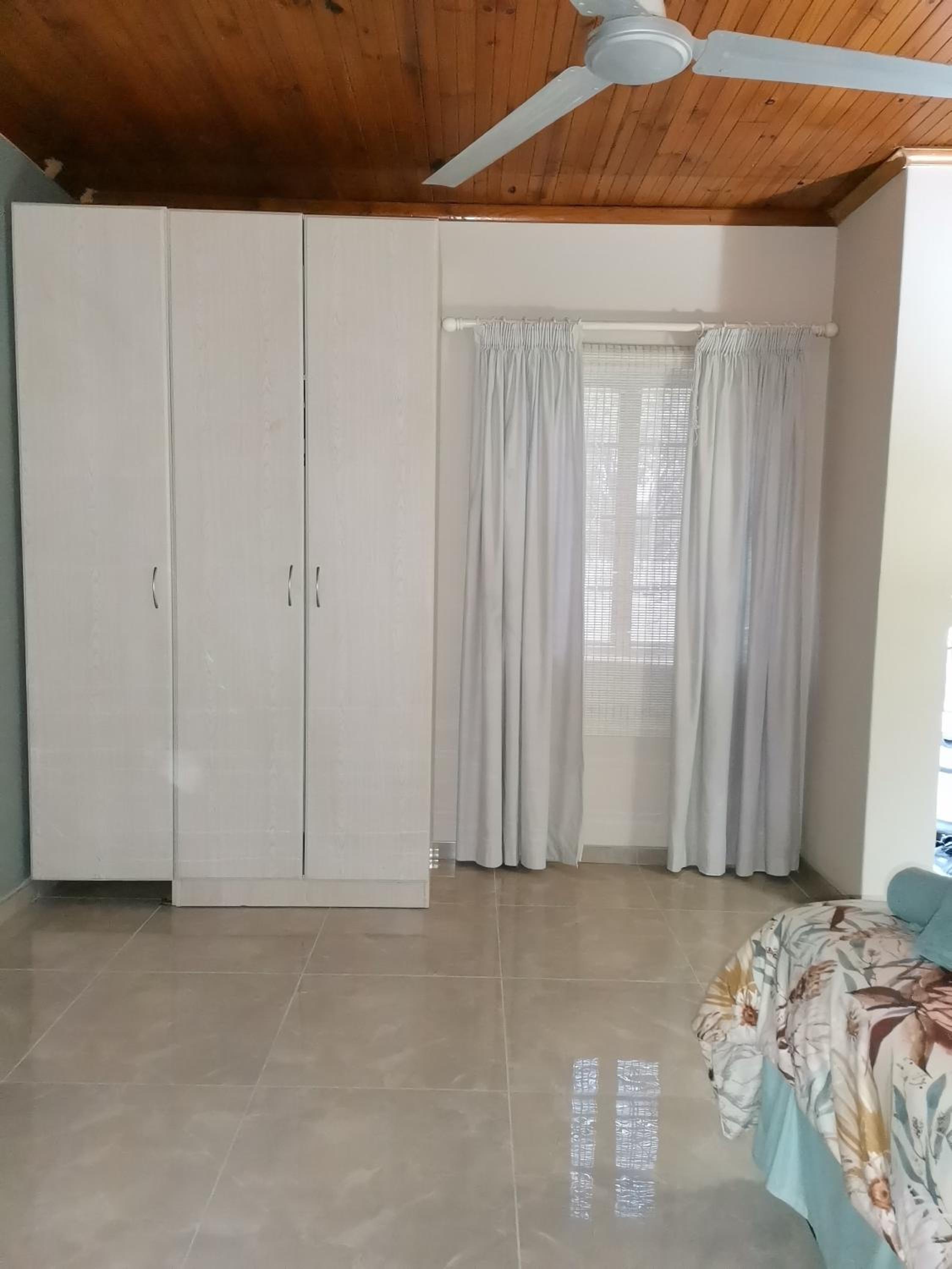 Apartment with Garden View - Photo 11